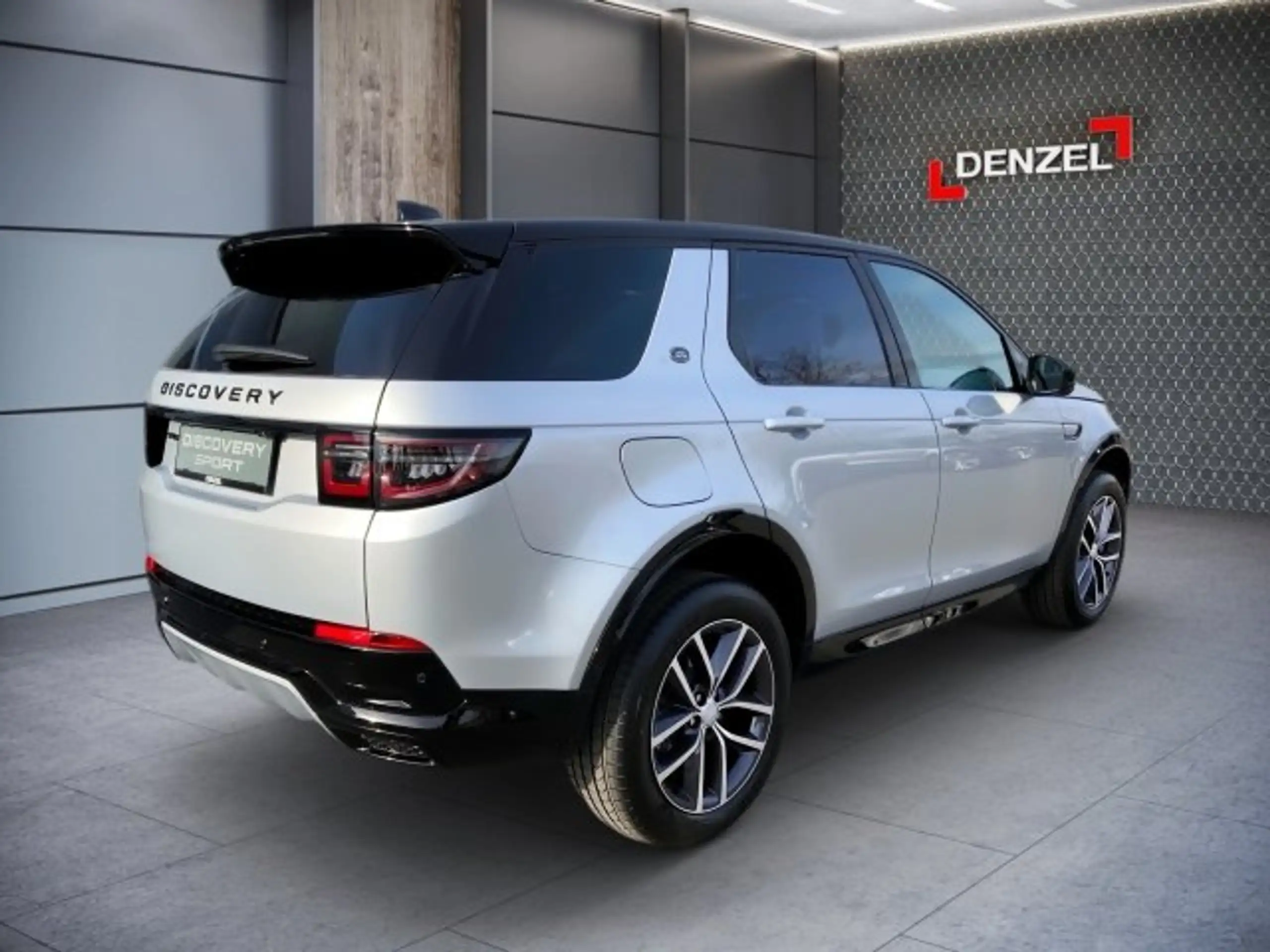 Land Rover - Discovery Sport