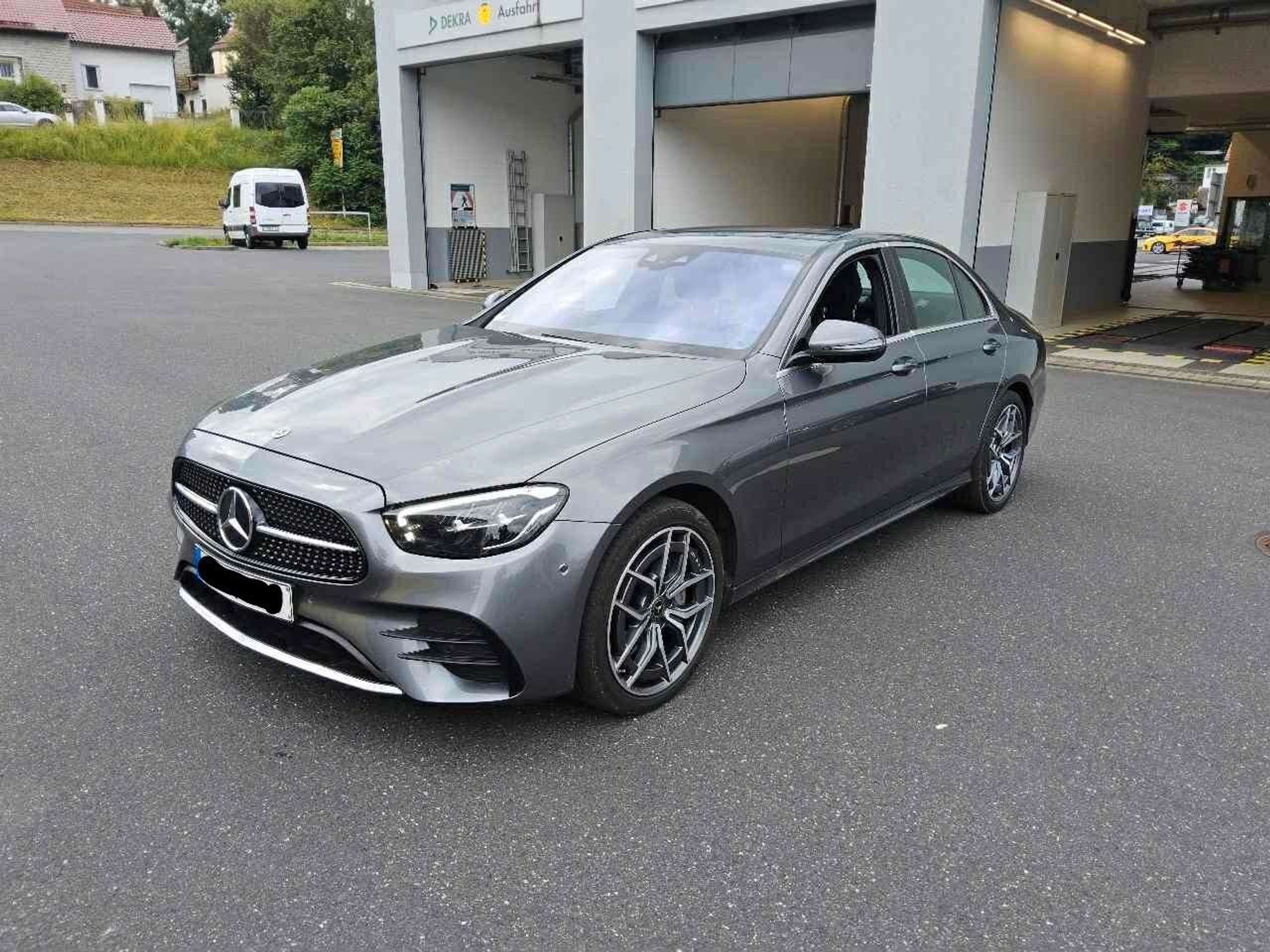 Mercedes-Benz E 220 2022