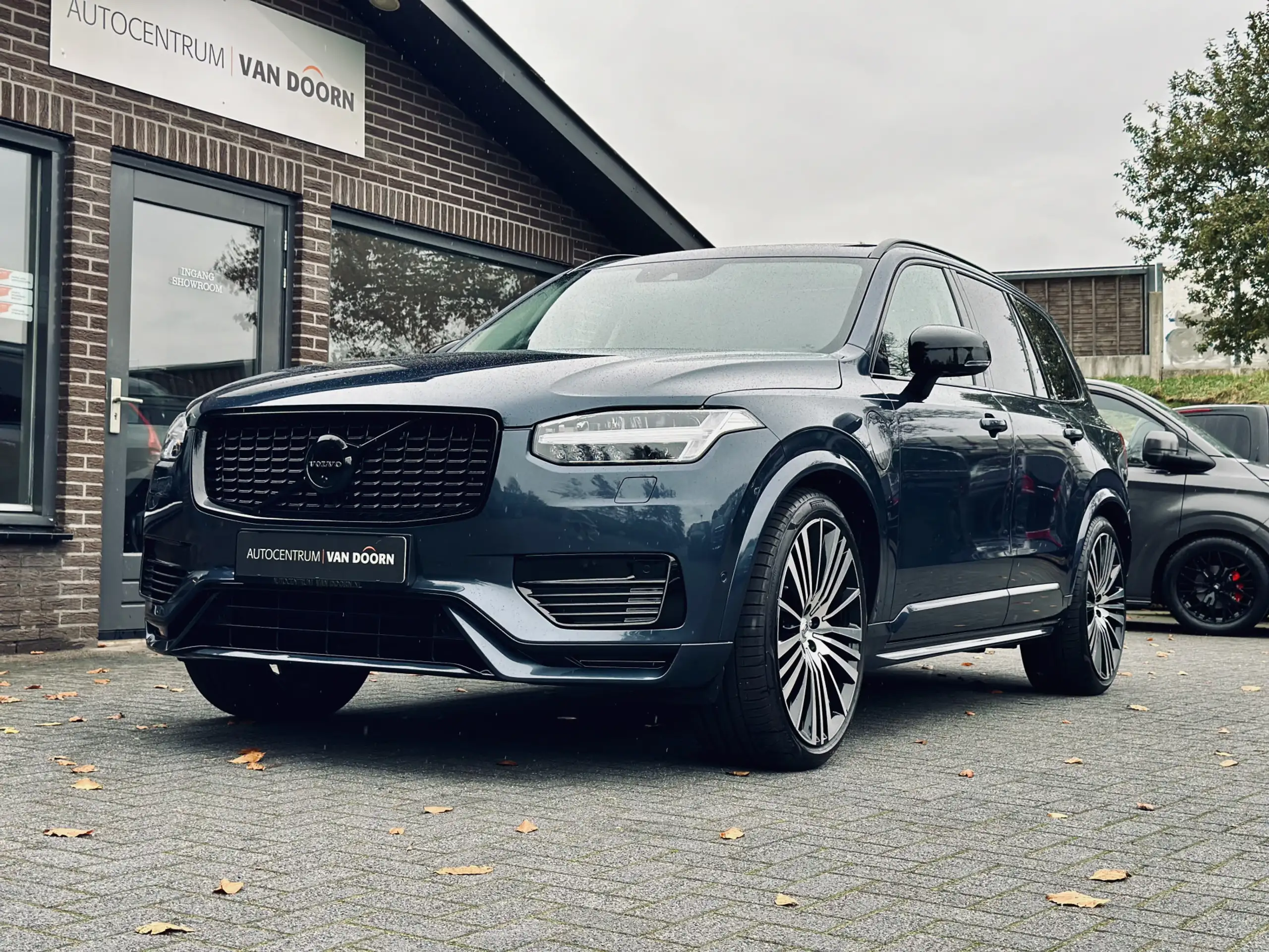 Volvo - XC90