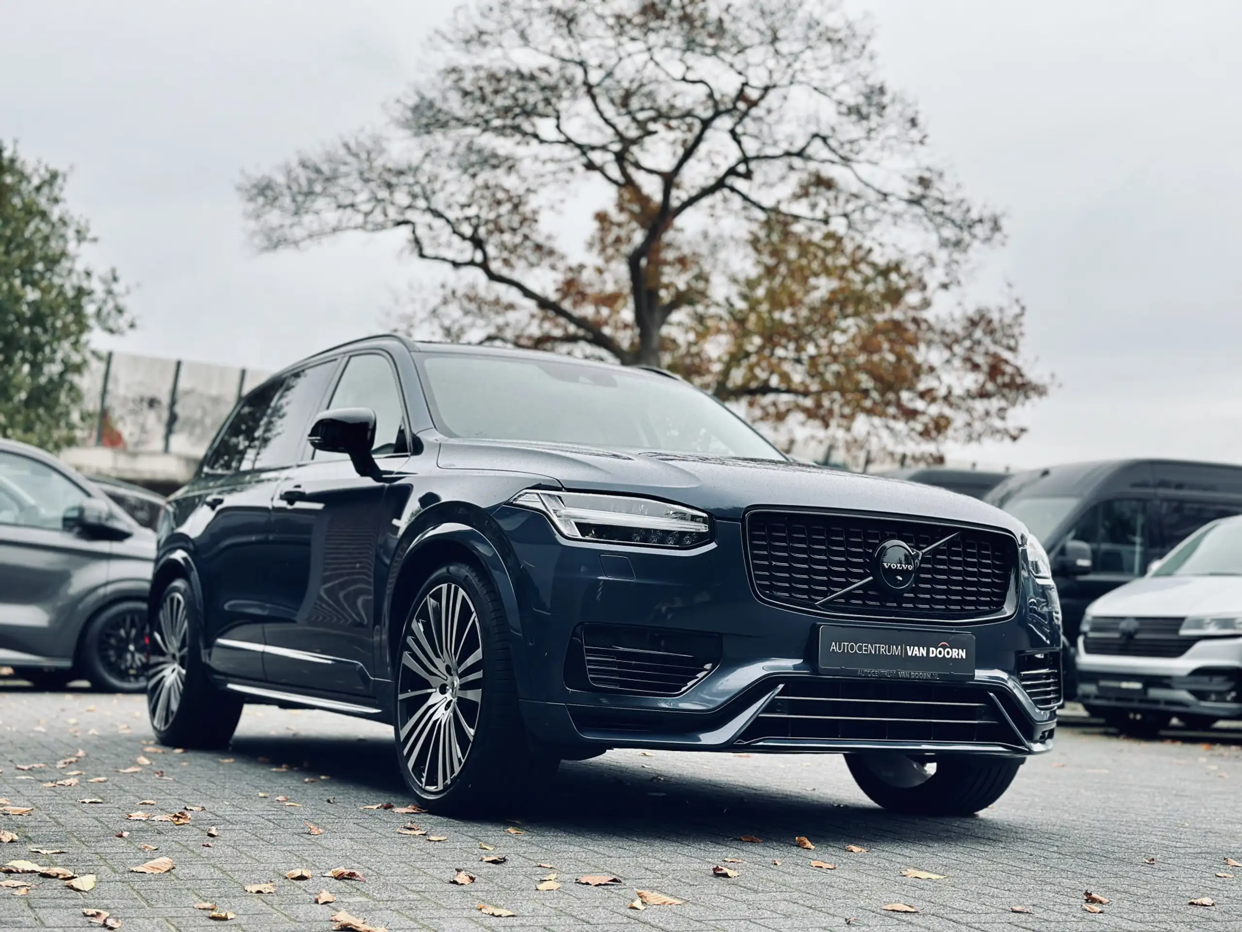 Volvo - XC90