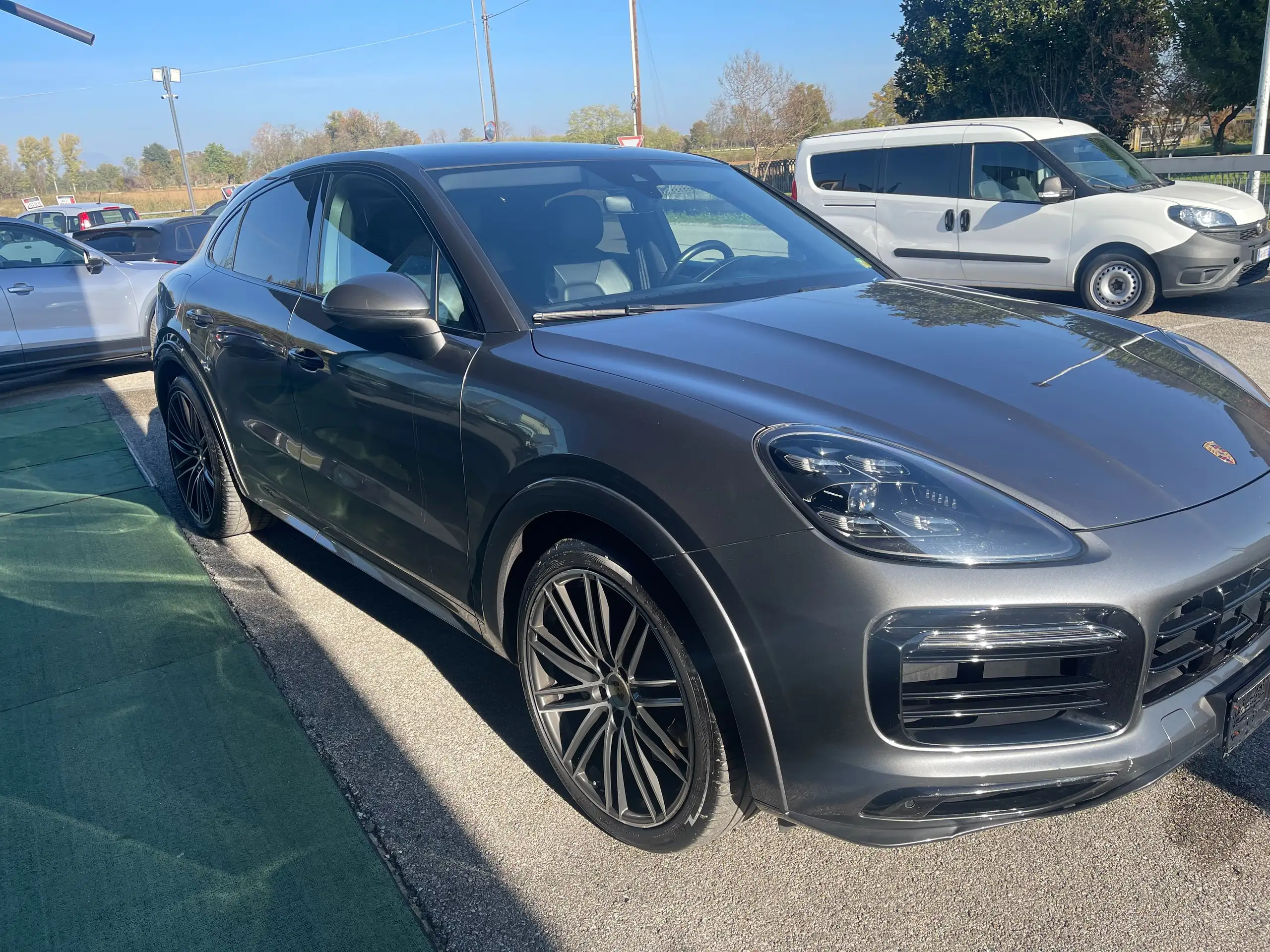 Porsche - Cayenne