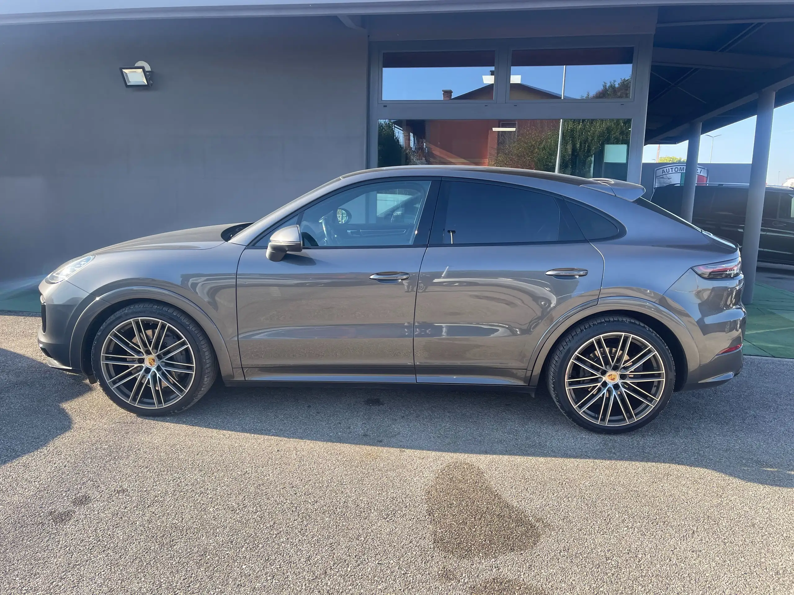 Porsche - Cayenne