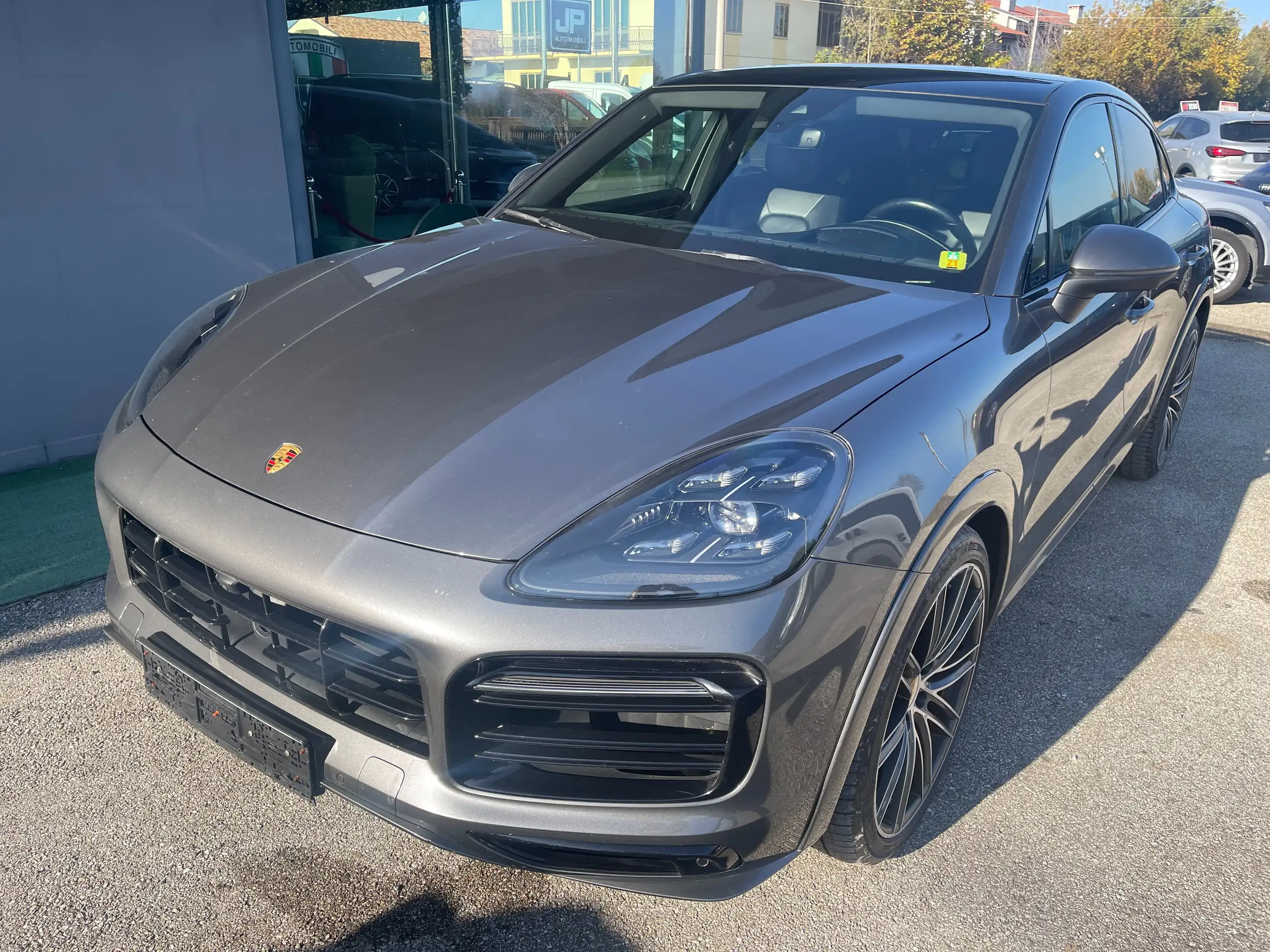 Porsche - Cayenne