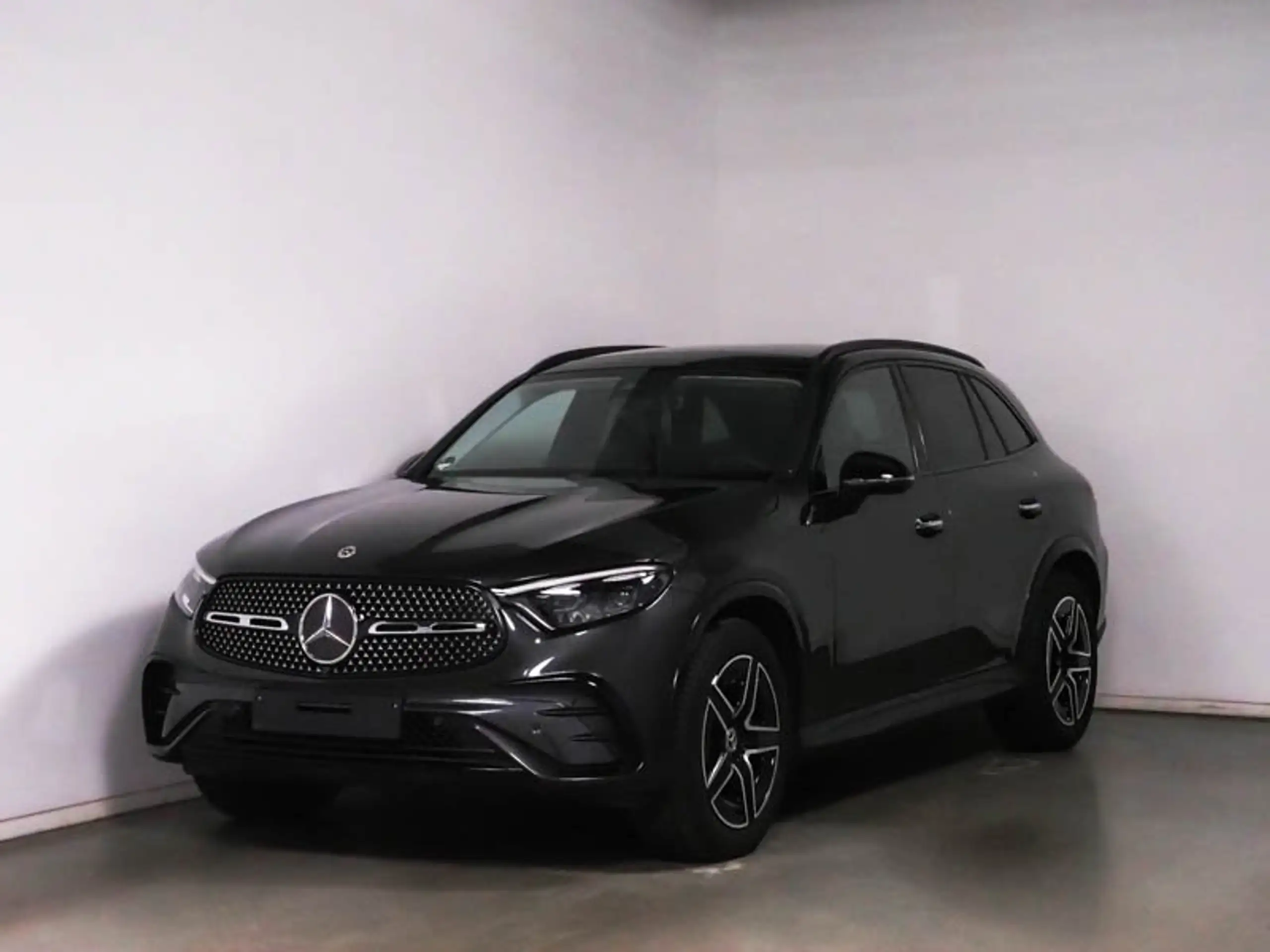 Mercedes-Benz - GLC 220