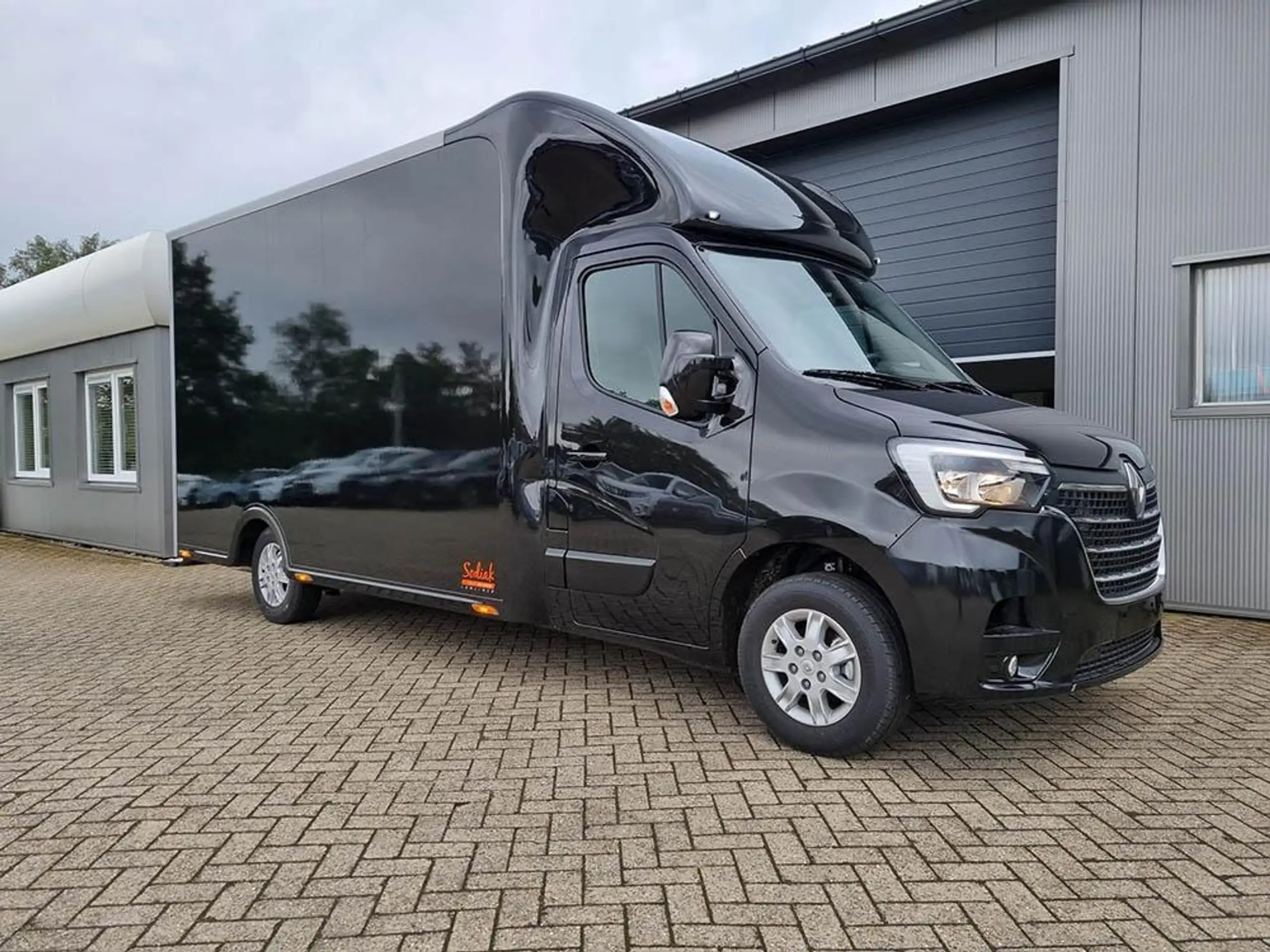 Renault - Master