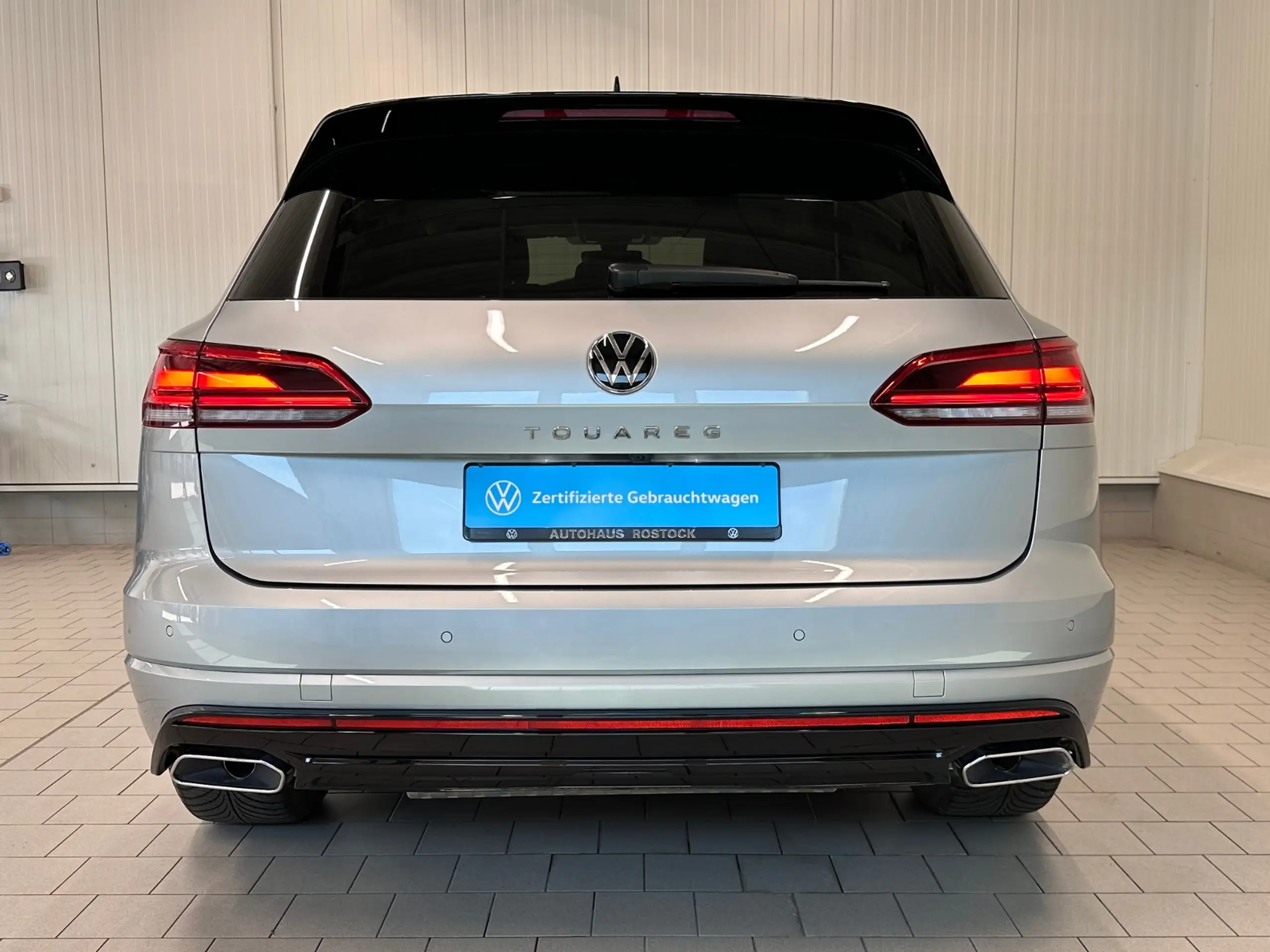 Volkswagen - Touareg