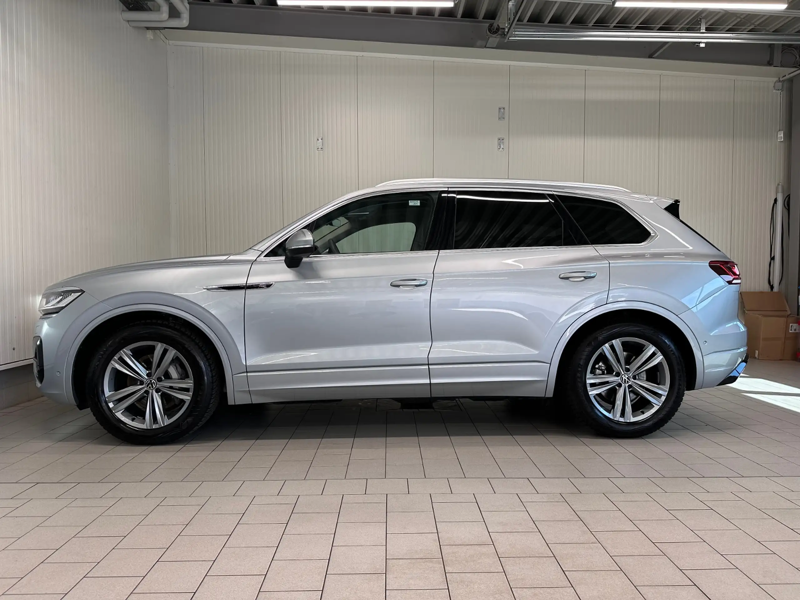 Volkswagen - Touareg