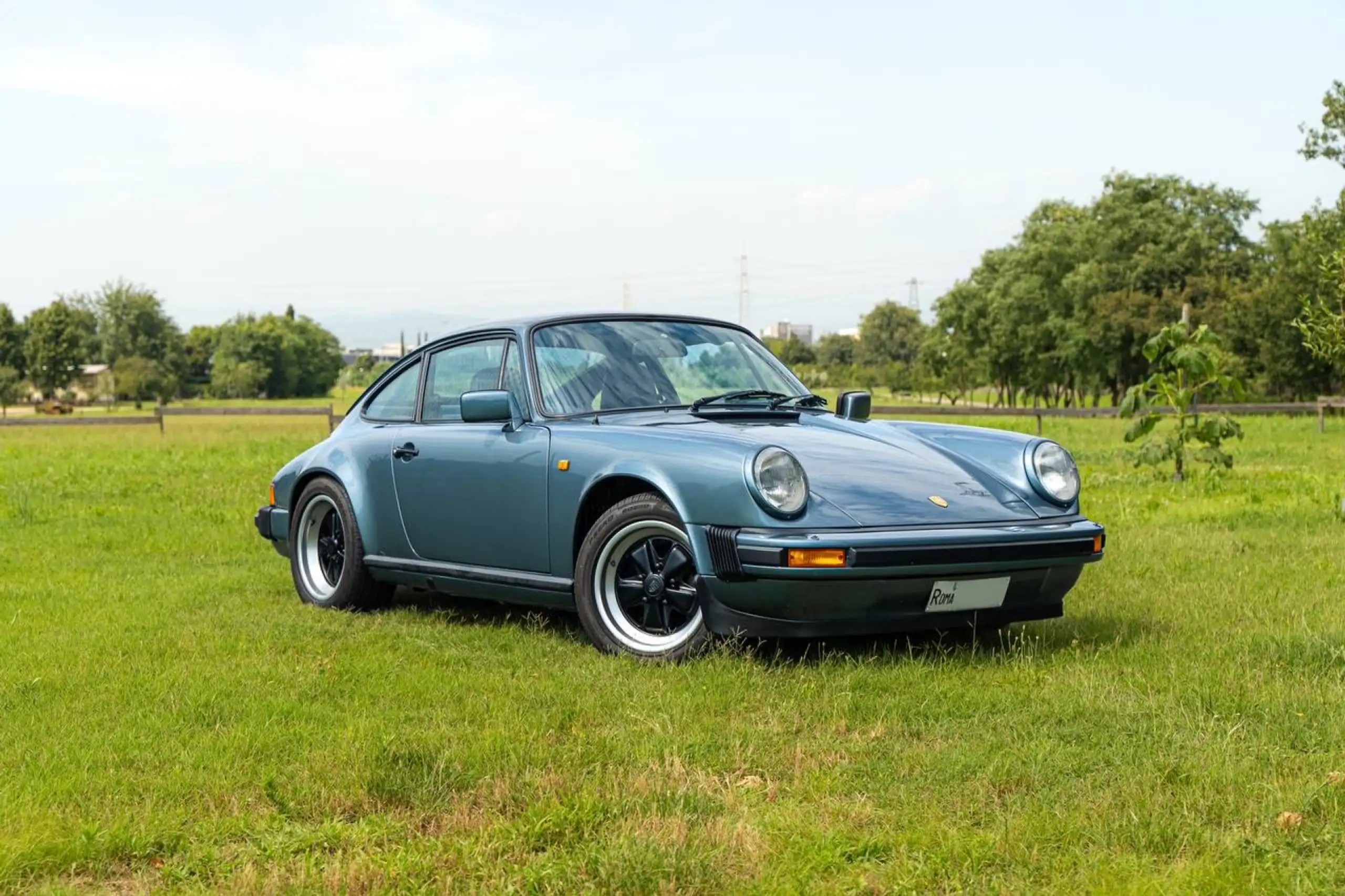 Porsche - 911