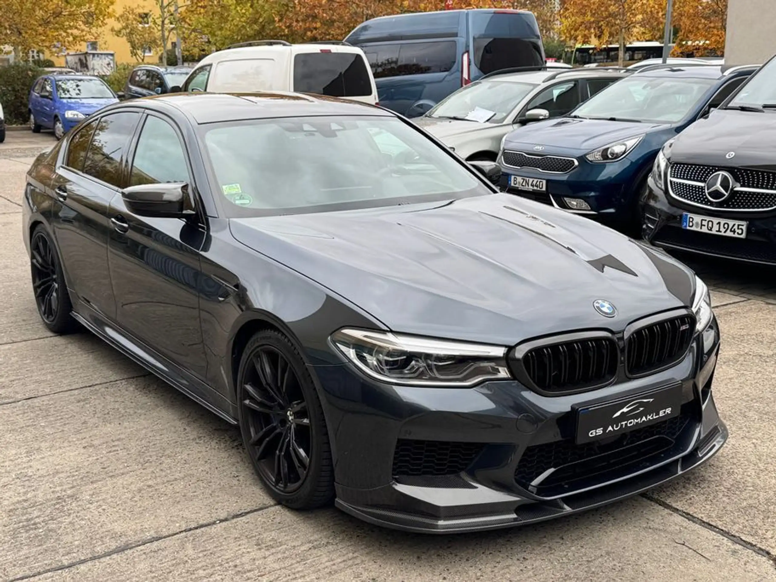 BMW - M5