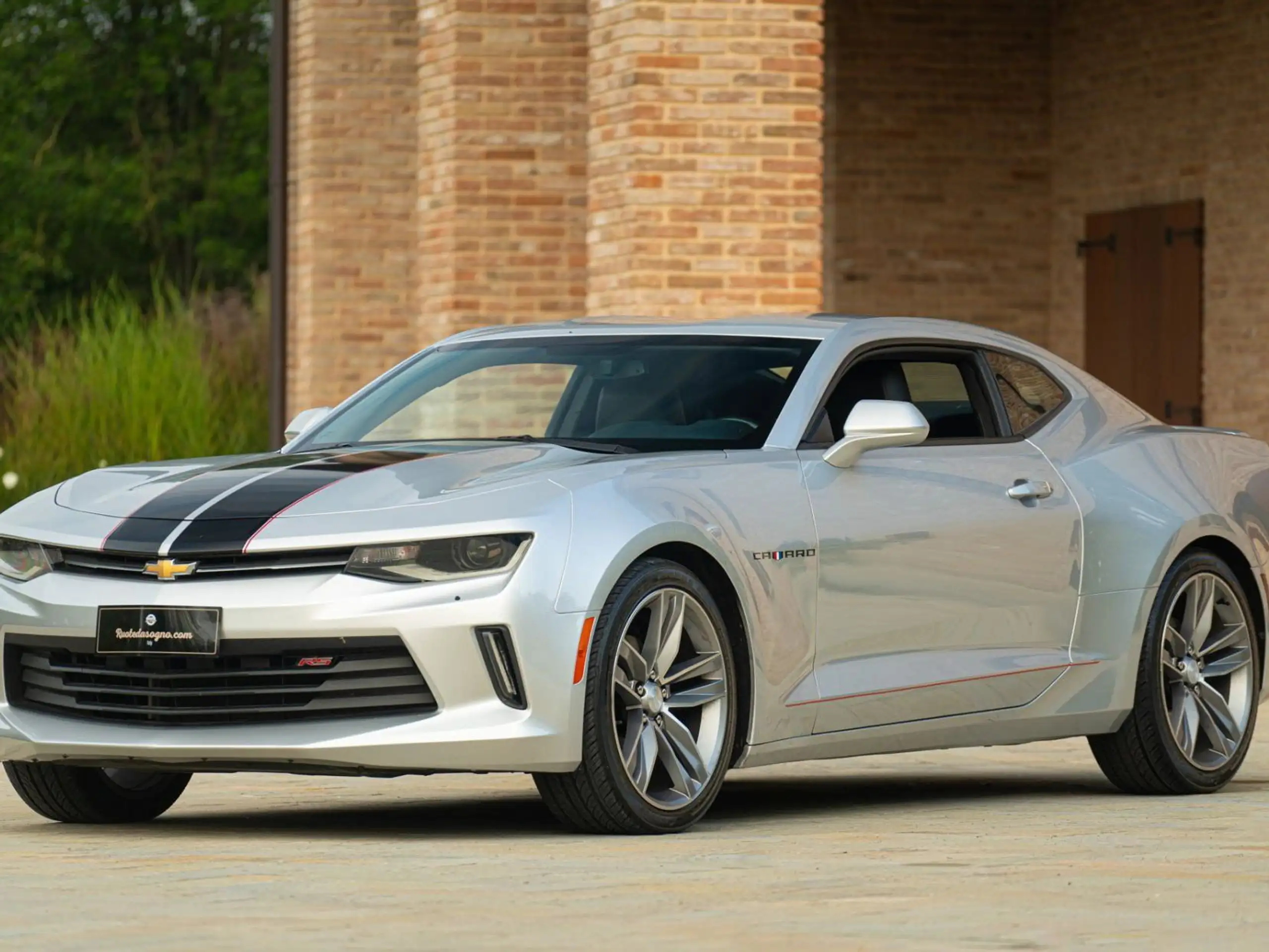 Chevrolet - Camaro