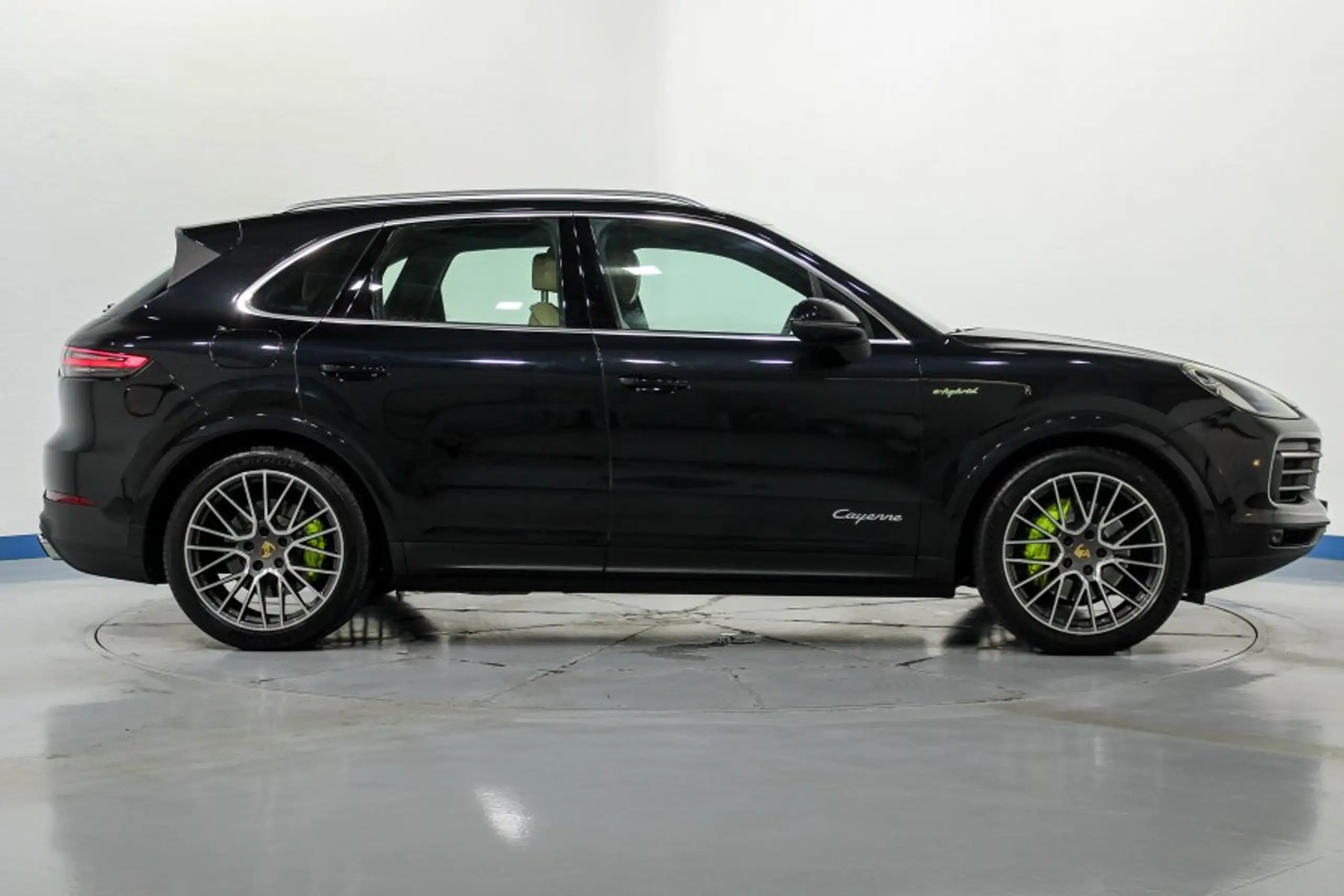 Porsche - Cayenne