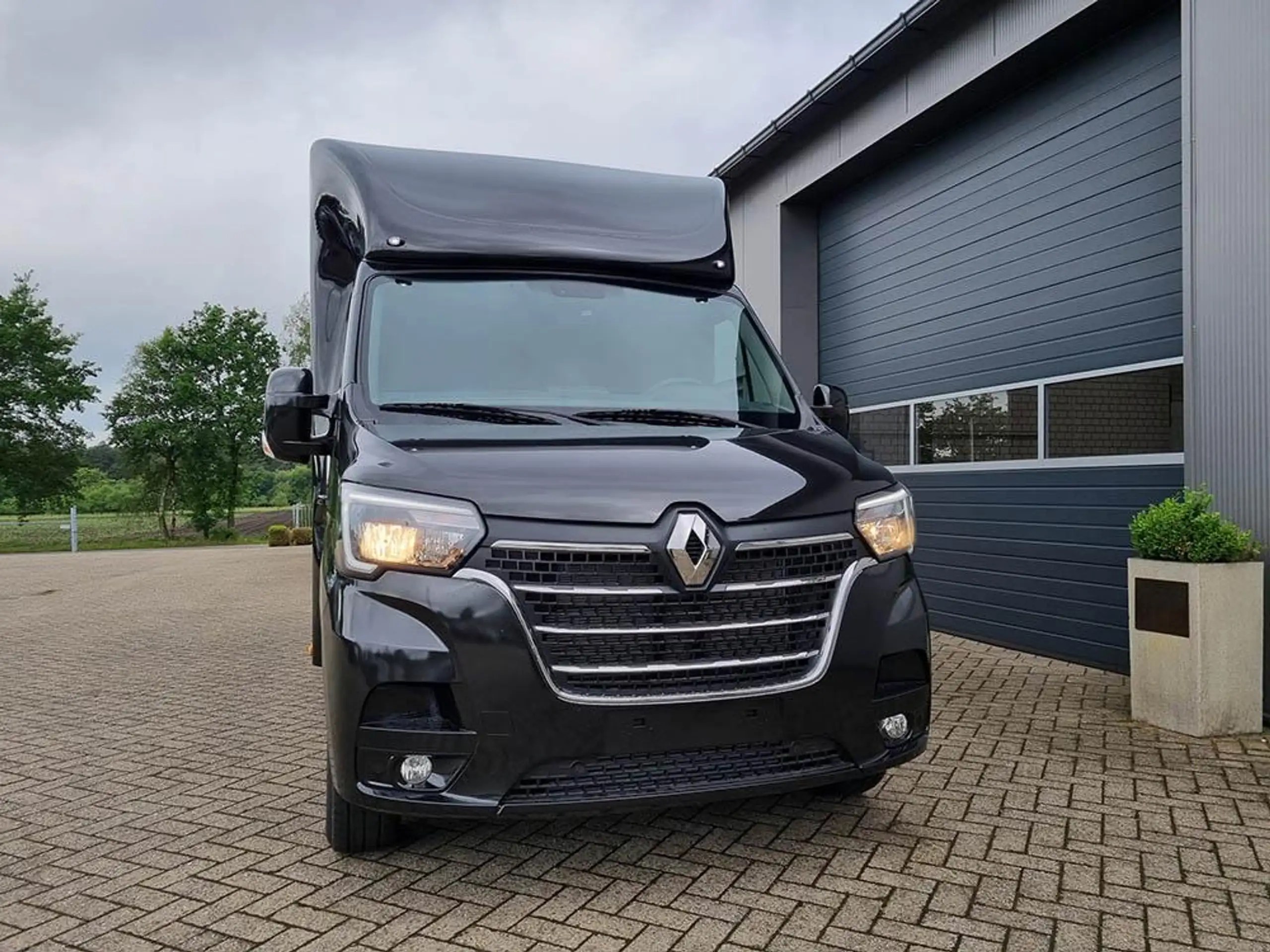 Renault - Master