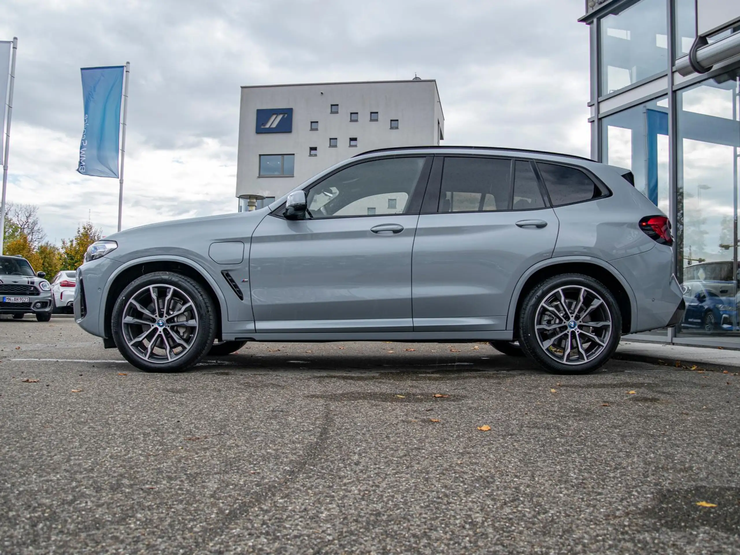 BMW - X3