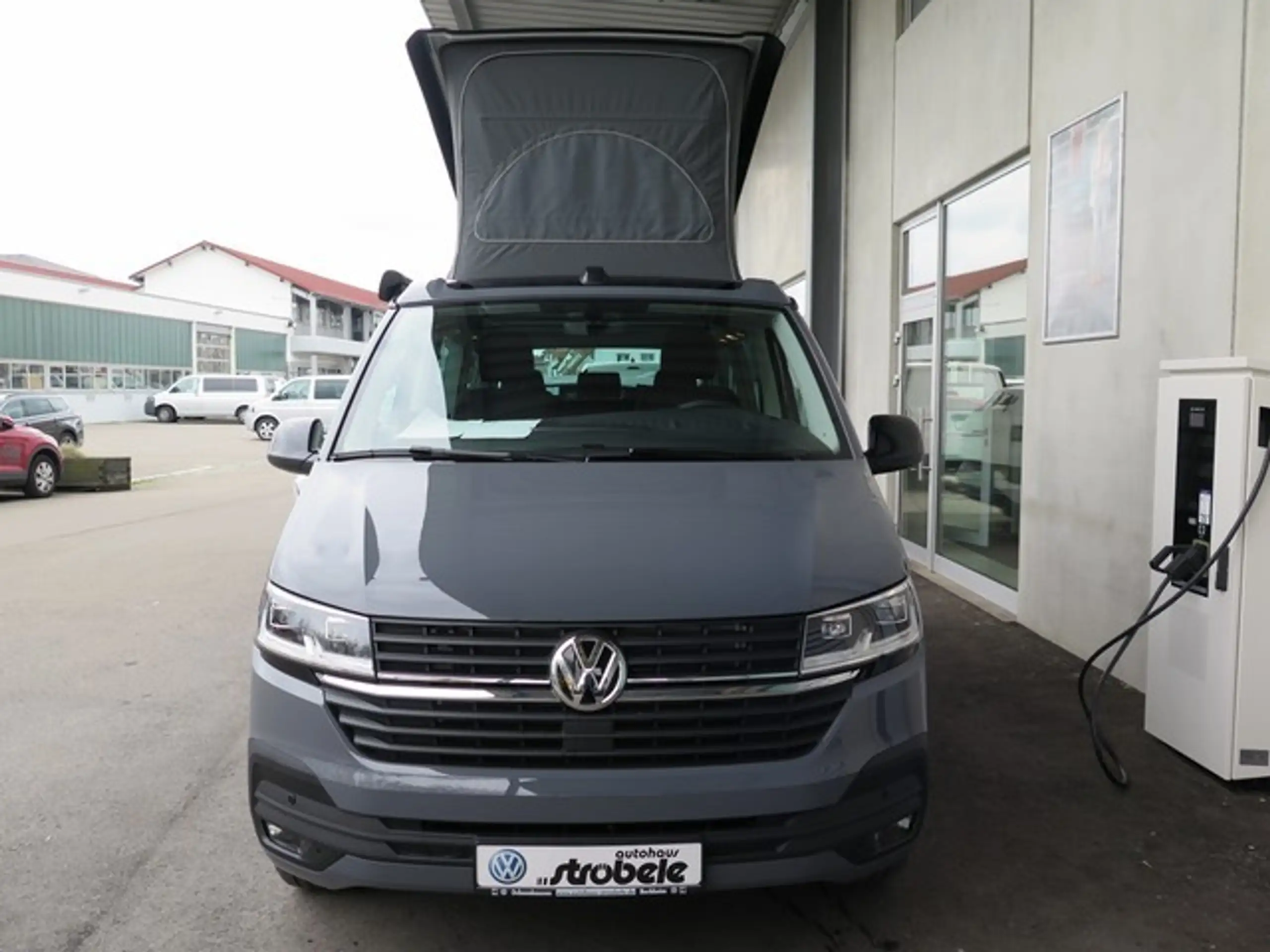 Volkswagen - T6.1 California