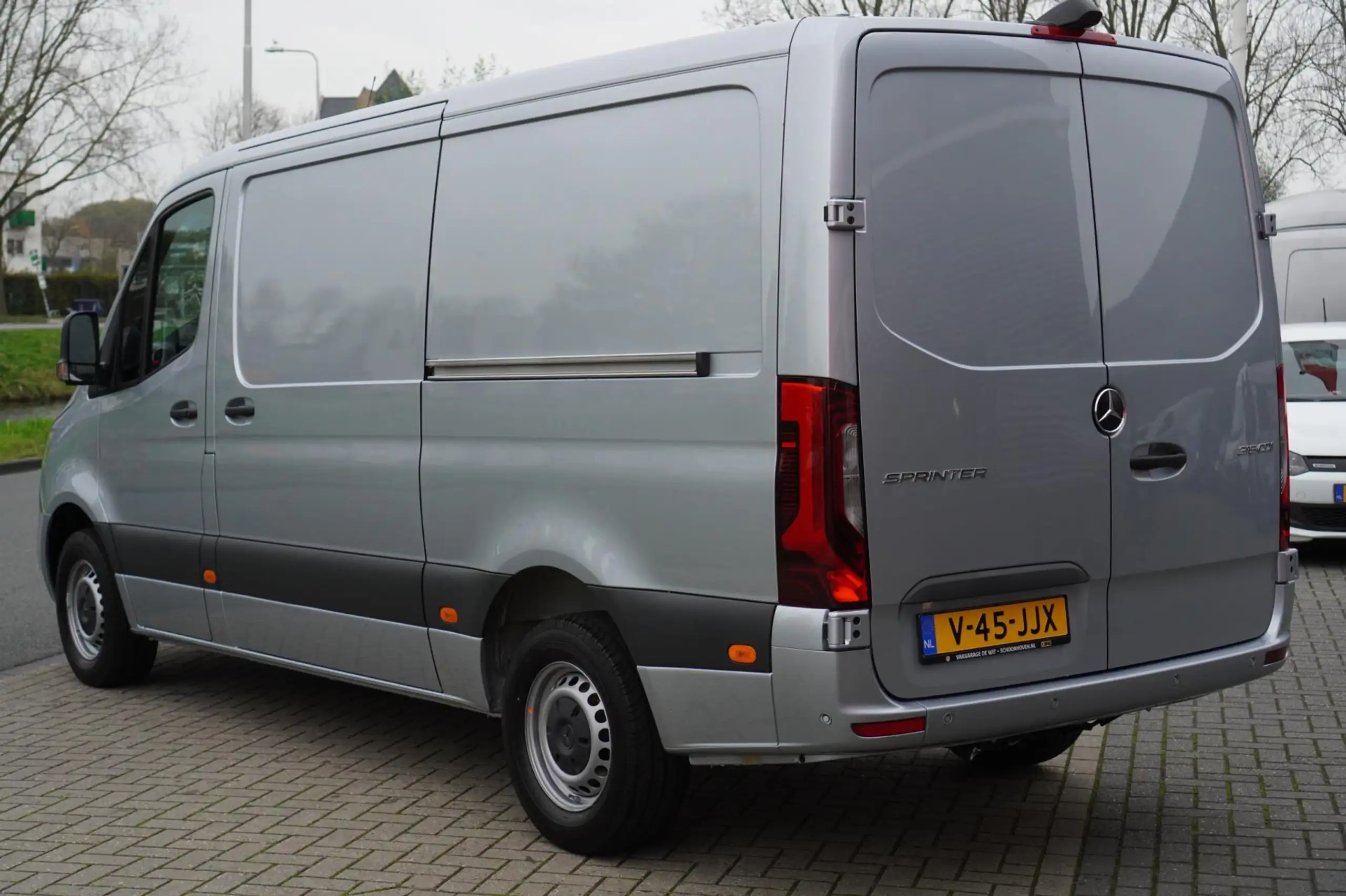 Mercedes-Benz - Sprinter