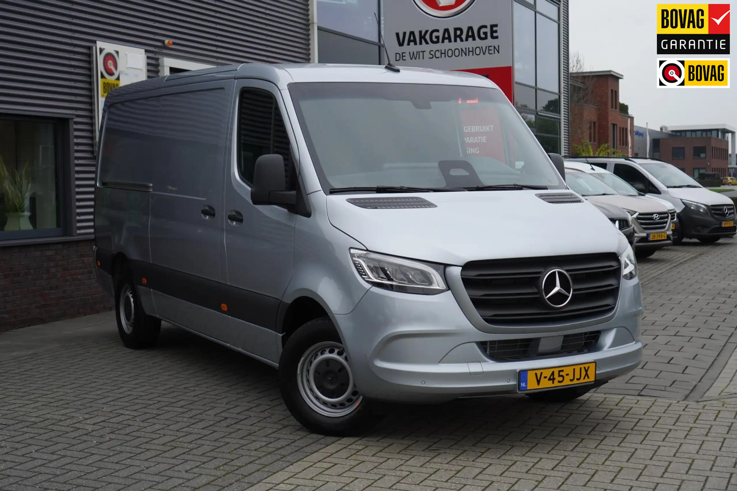 Mercedes-Benz - Sprinter