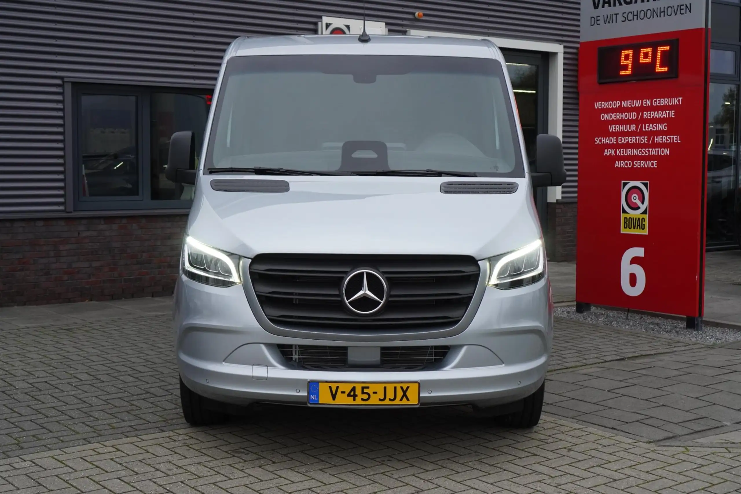 Mercedes-Benz - Sprinter