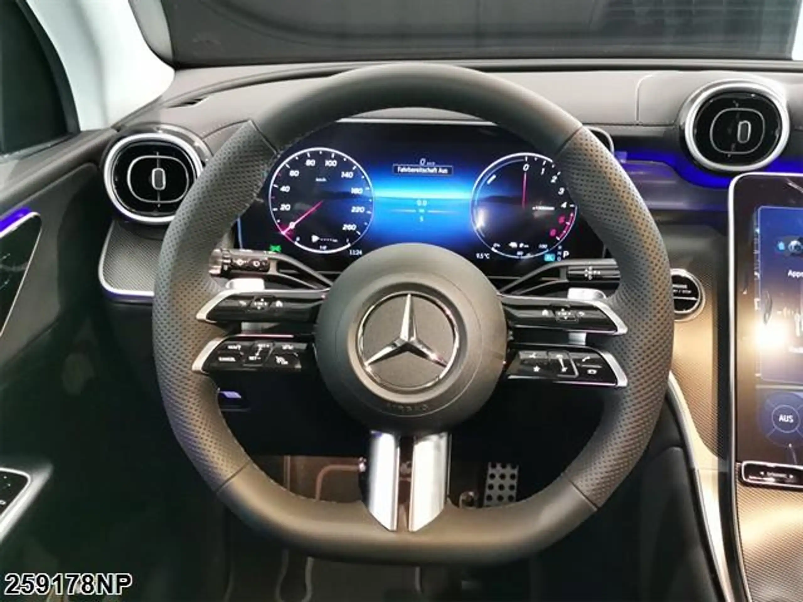 Mercedes-Benz - GLC 300