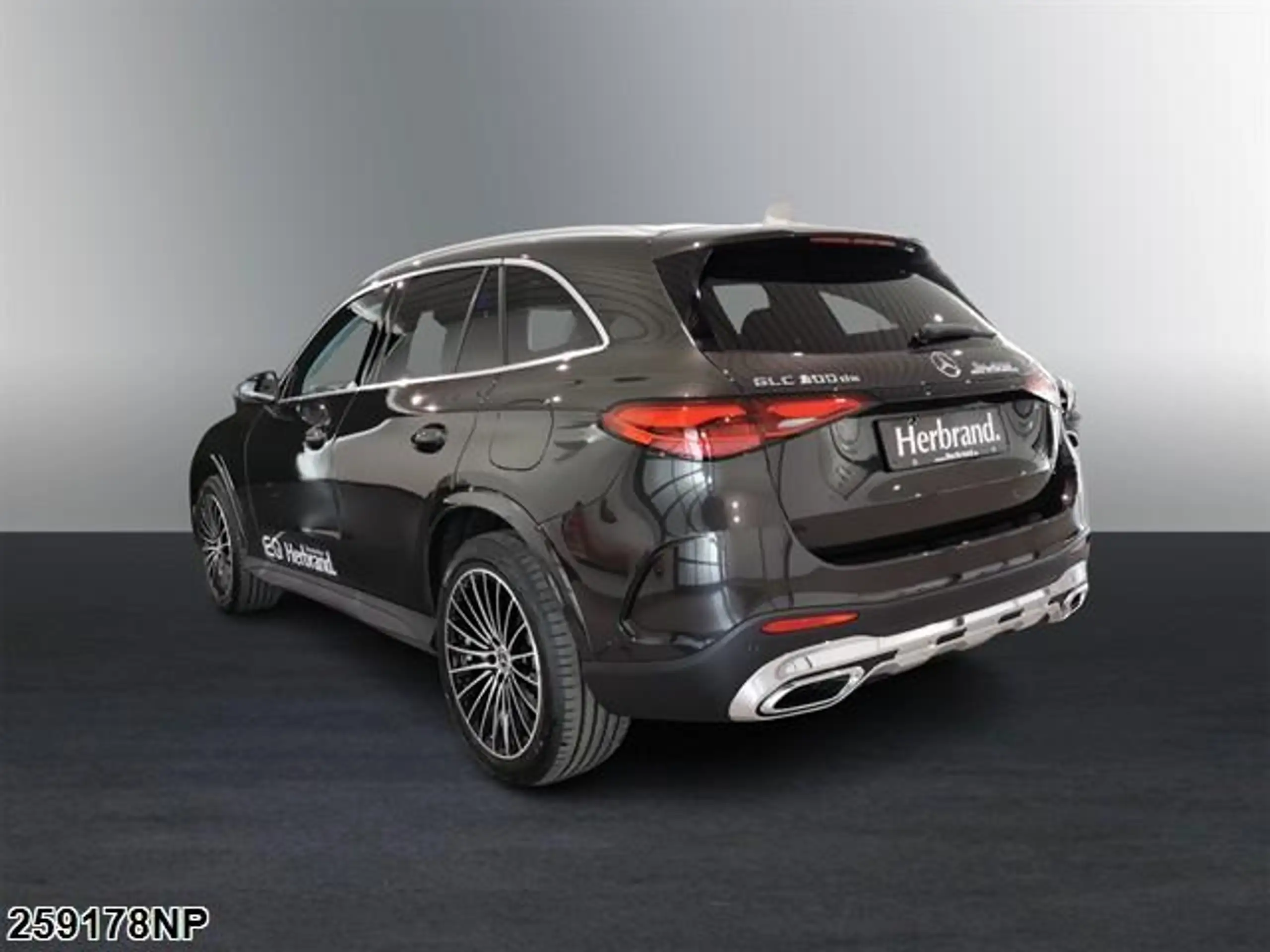 Mercedes-Benz - GLC 300