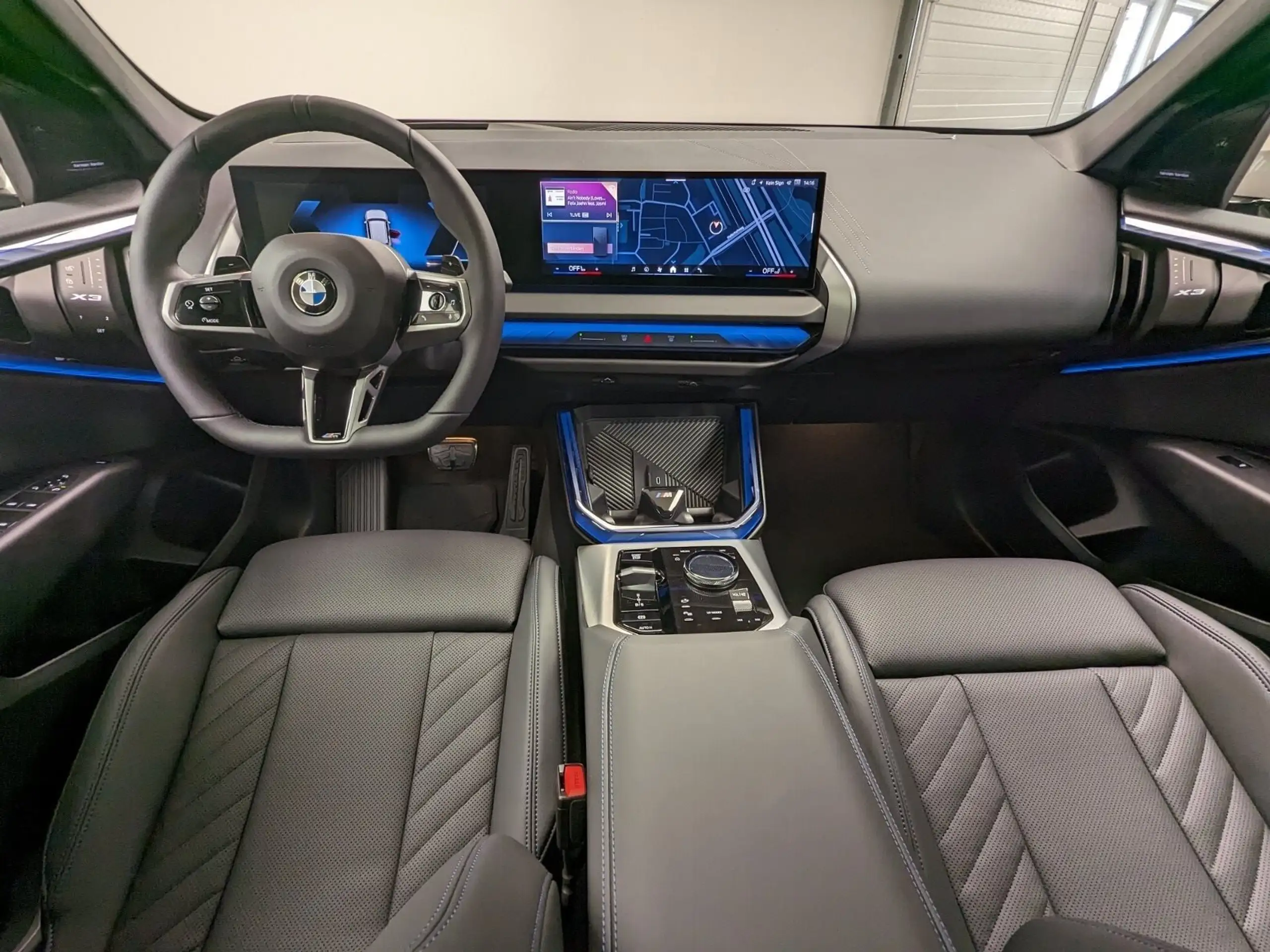 BMW - X3