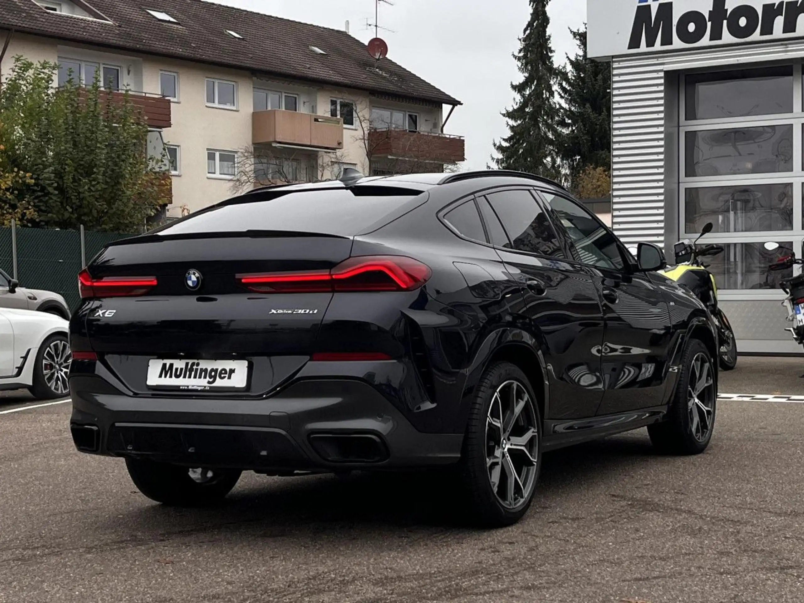 BMW - X6