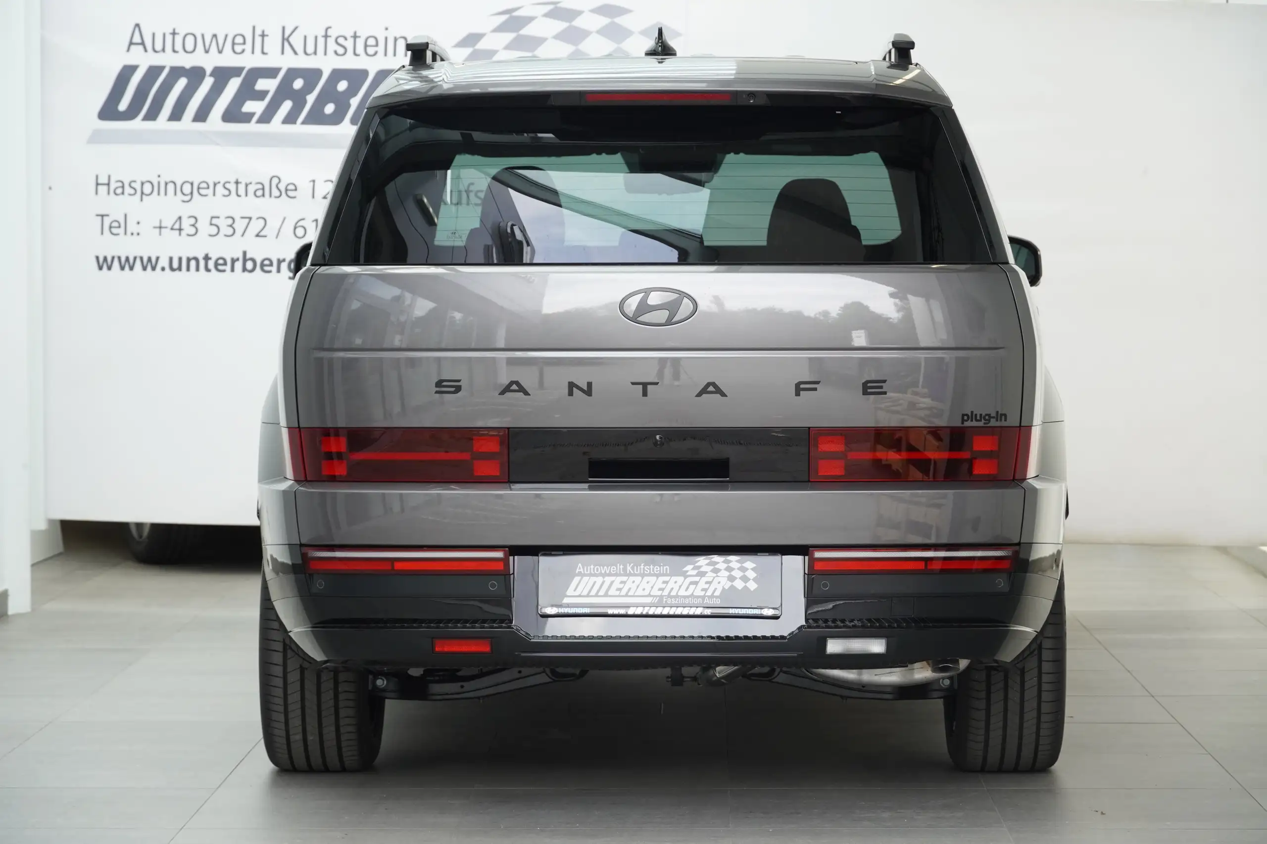 Hyundai - SANTA FE