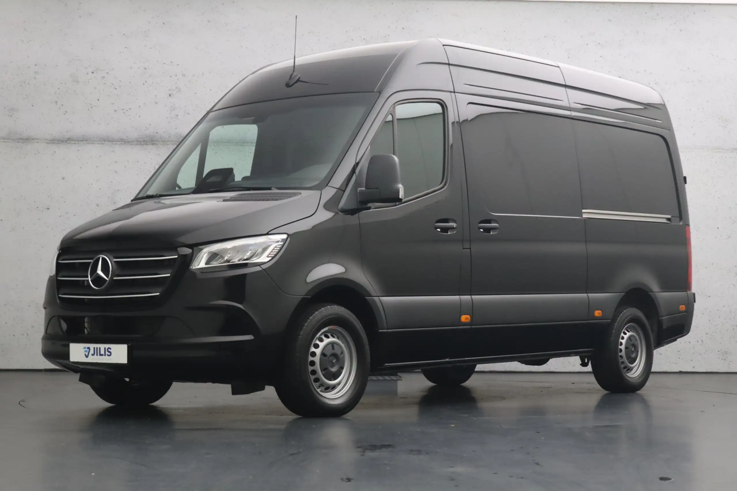 Mercedes-Benz - Sprinter