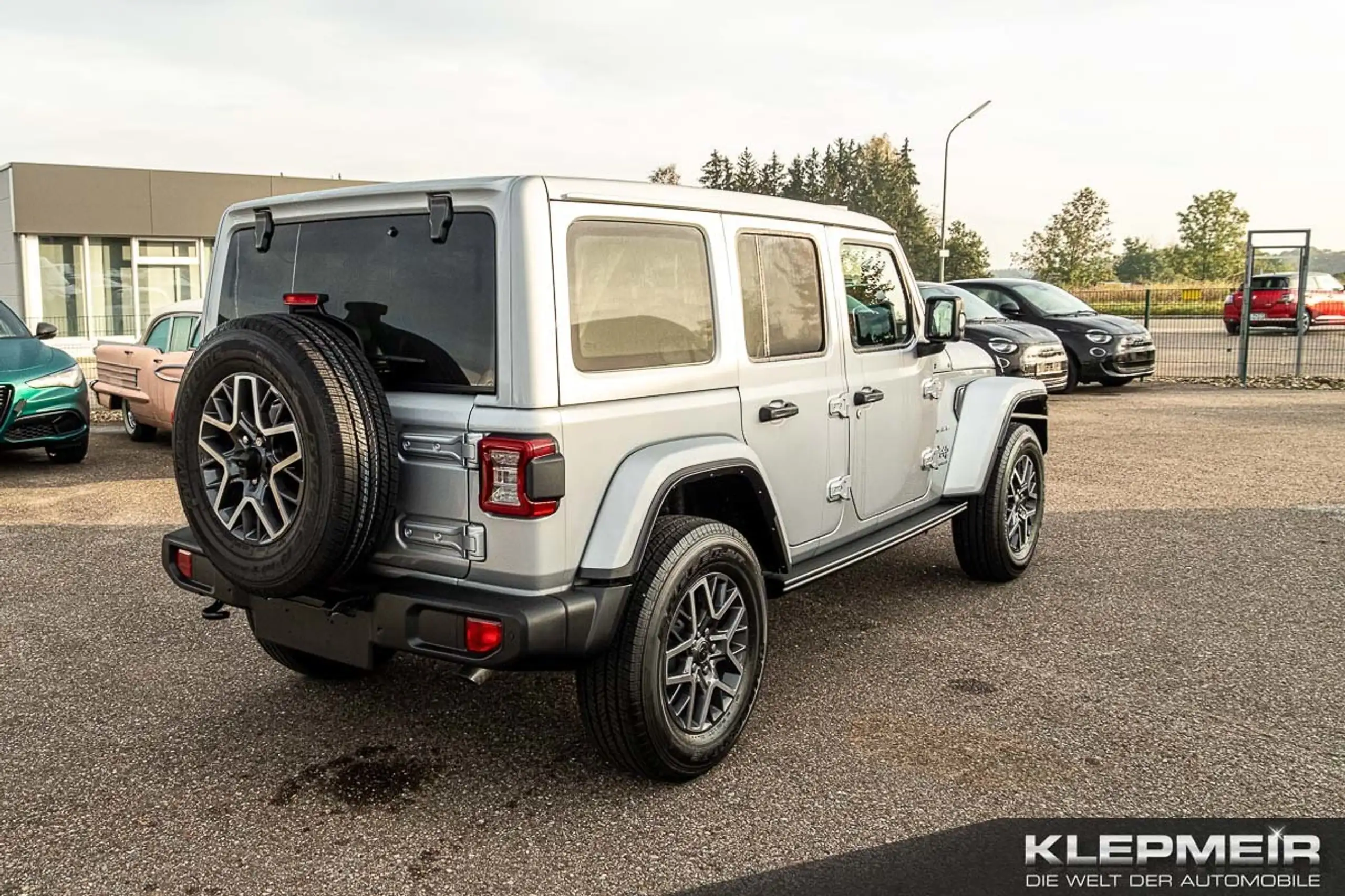 Jeep - Wrangler