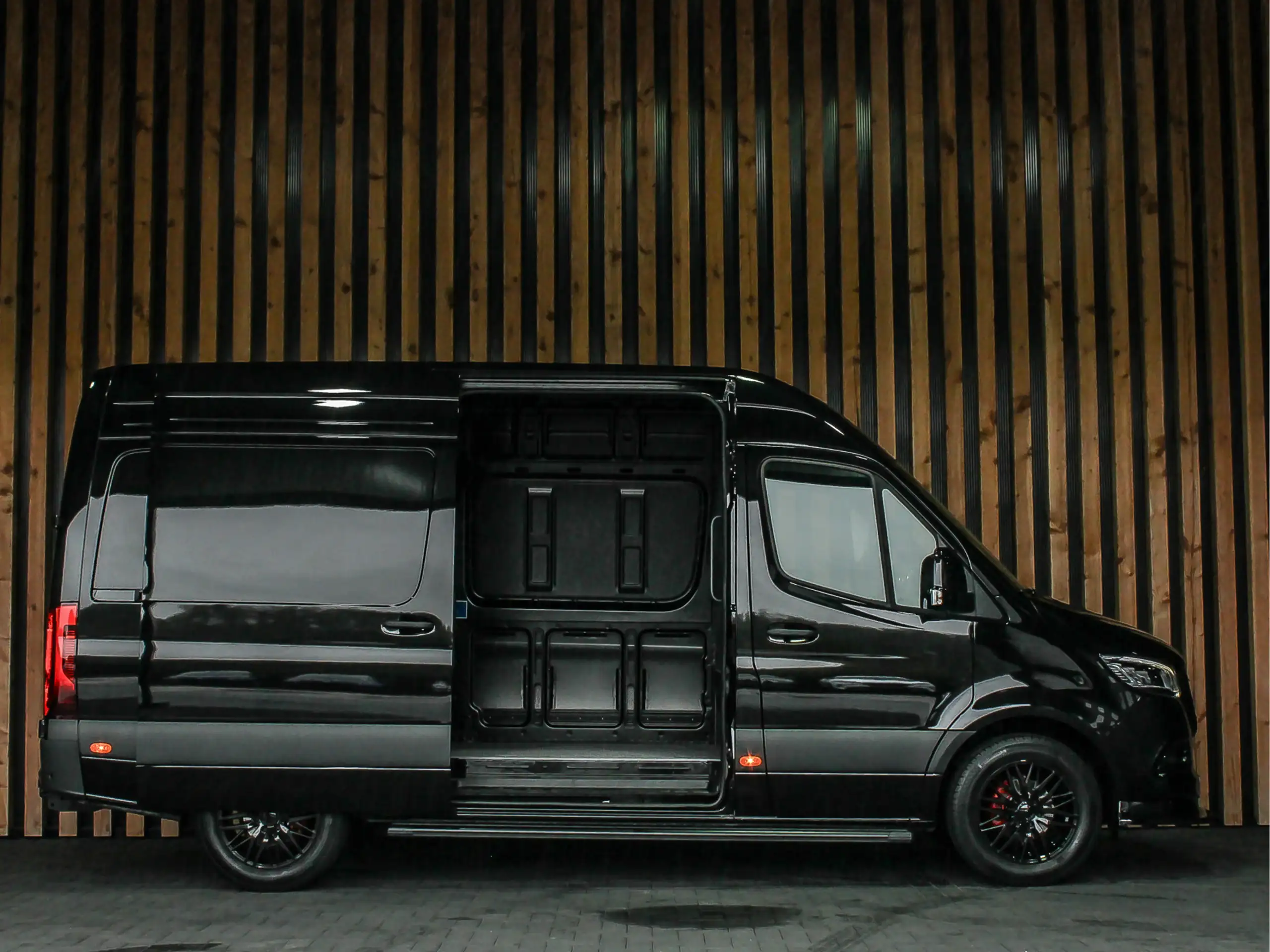 Mercedes-Benz - Sprinter