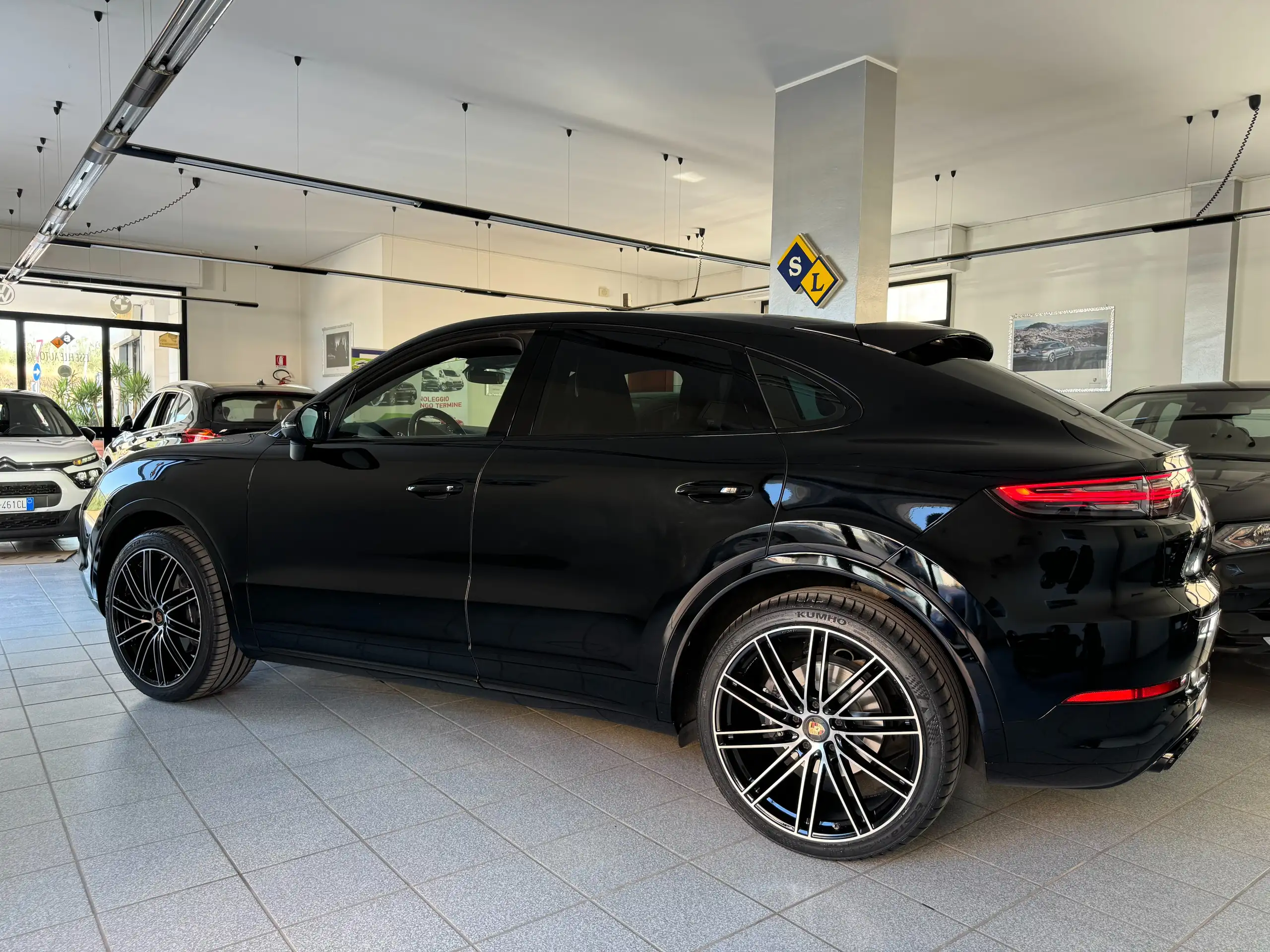 Porsche - Cayenne