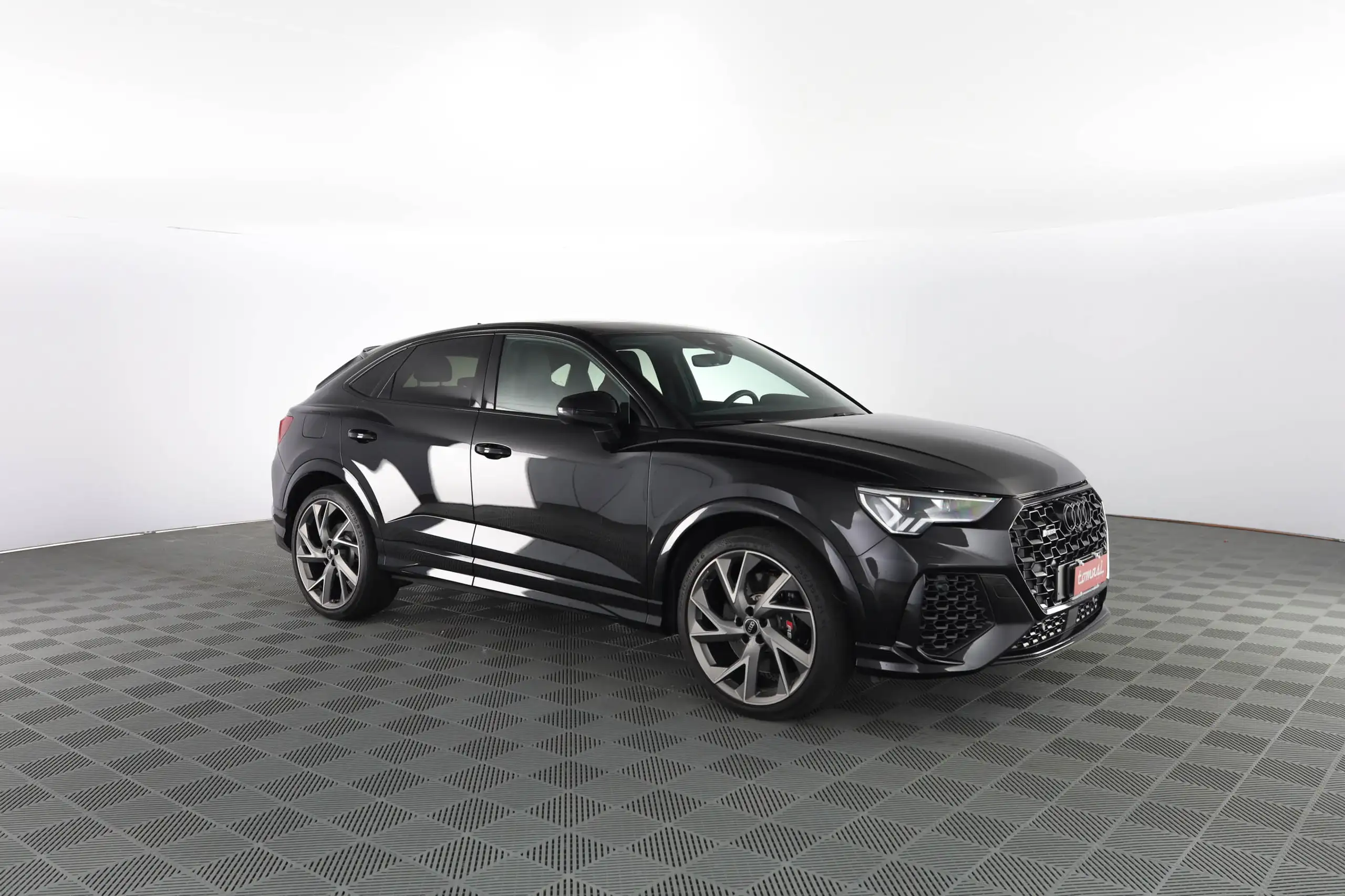 Audi - RS Q3