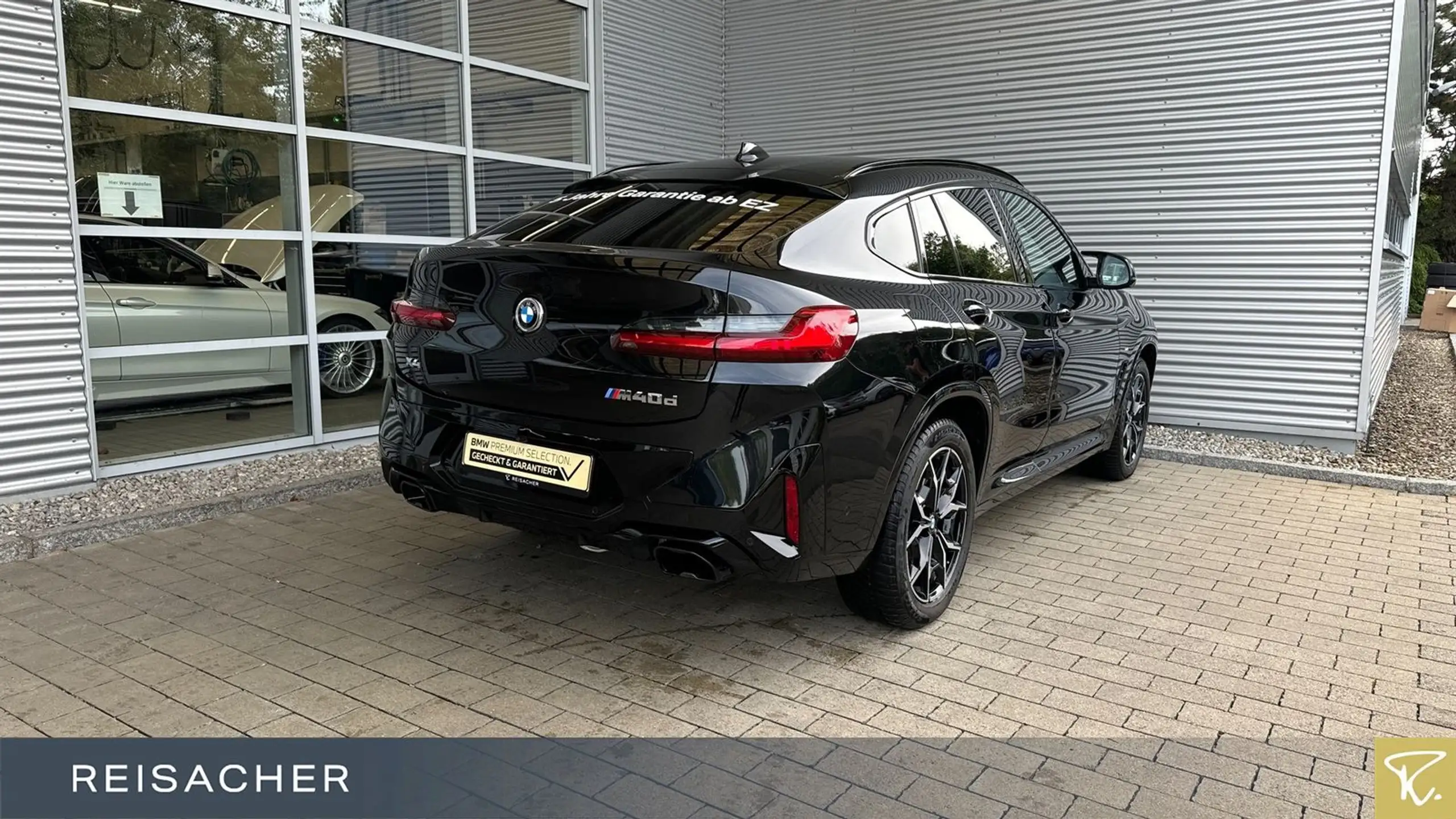 BMW - X4 M