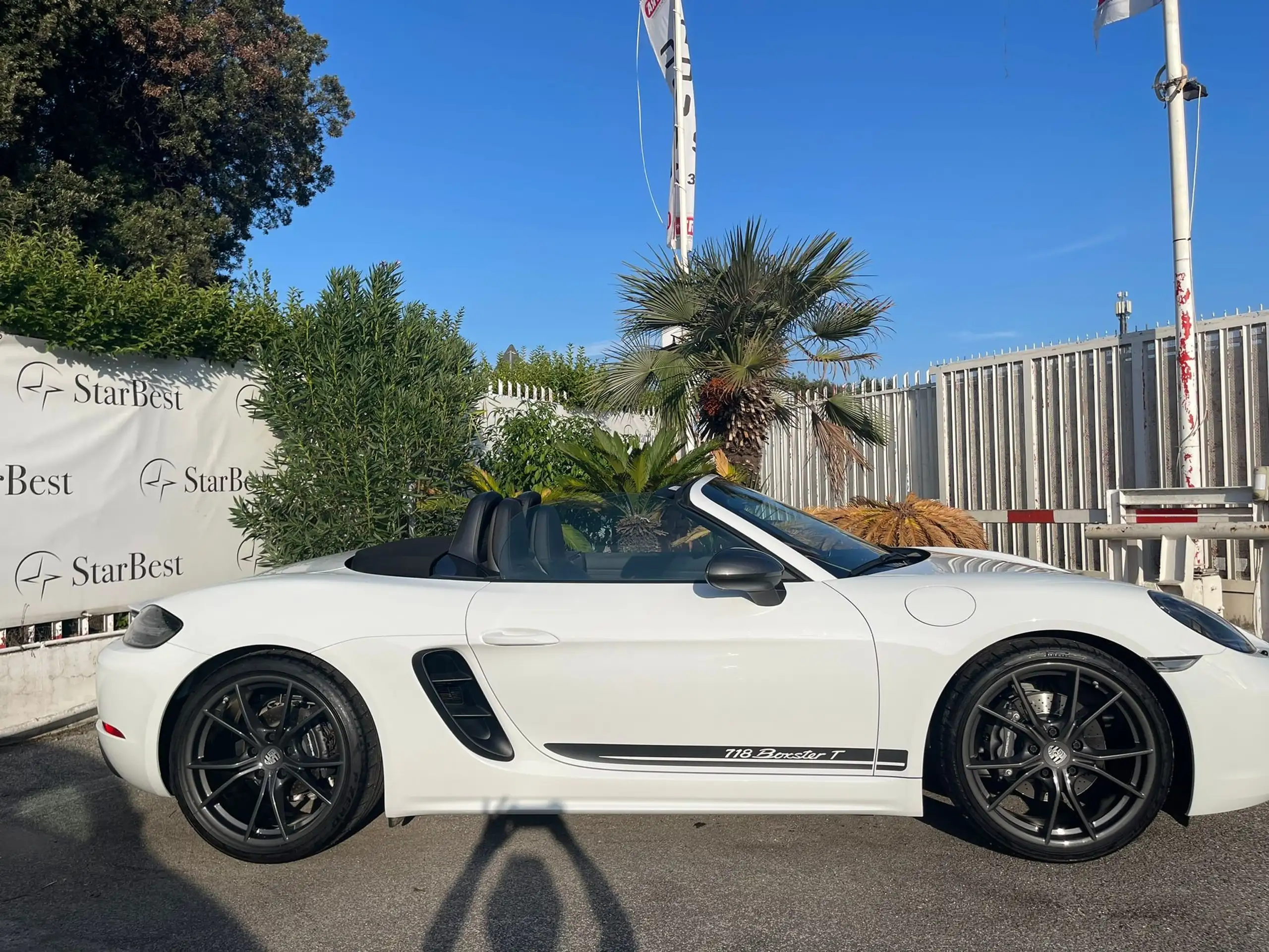 Porsche - 718 Spyder