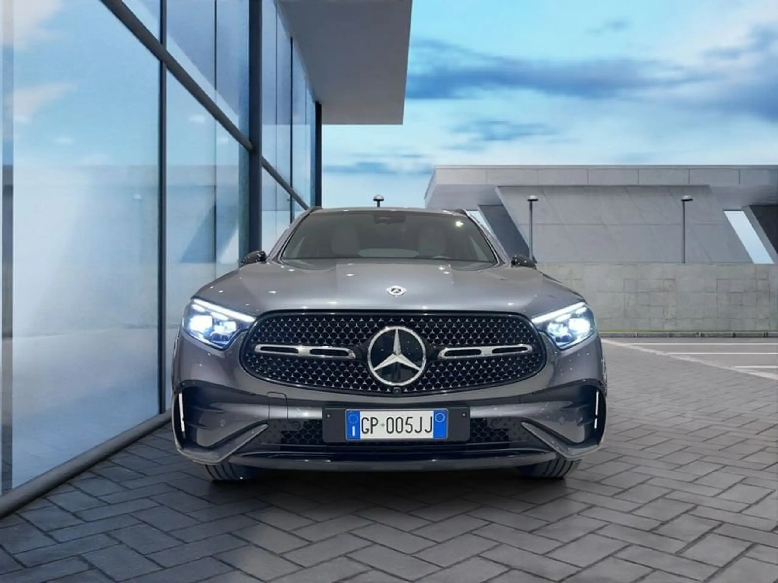 Mercedes-Benz - GLC 220