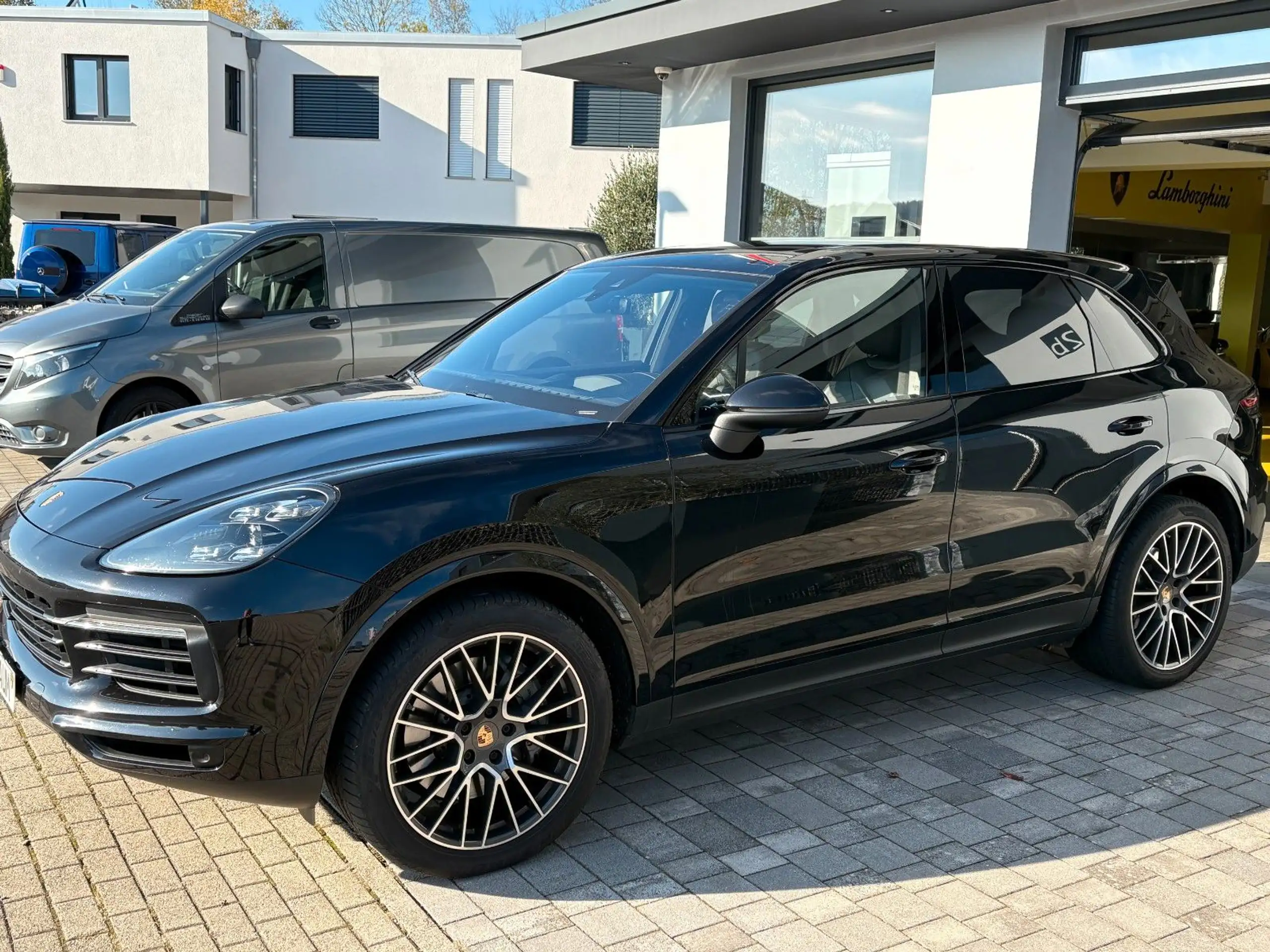 Porsche - Cayenne