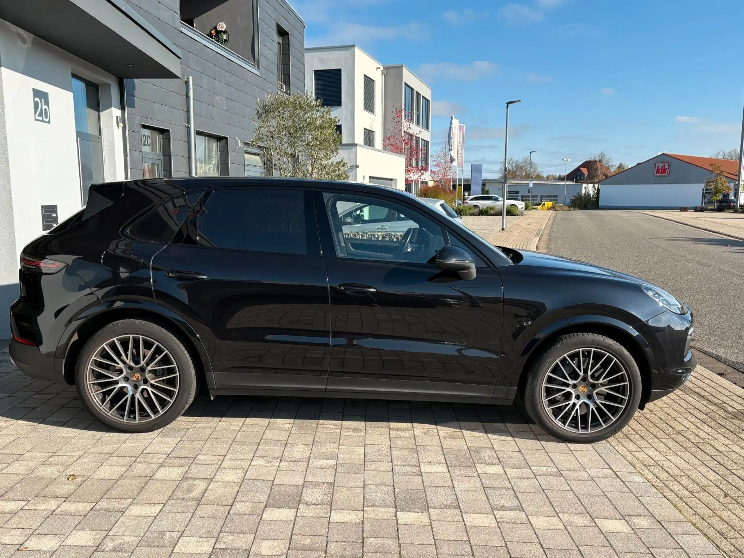 Porsche - Cayenne