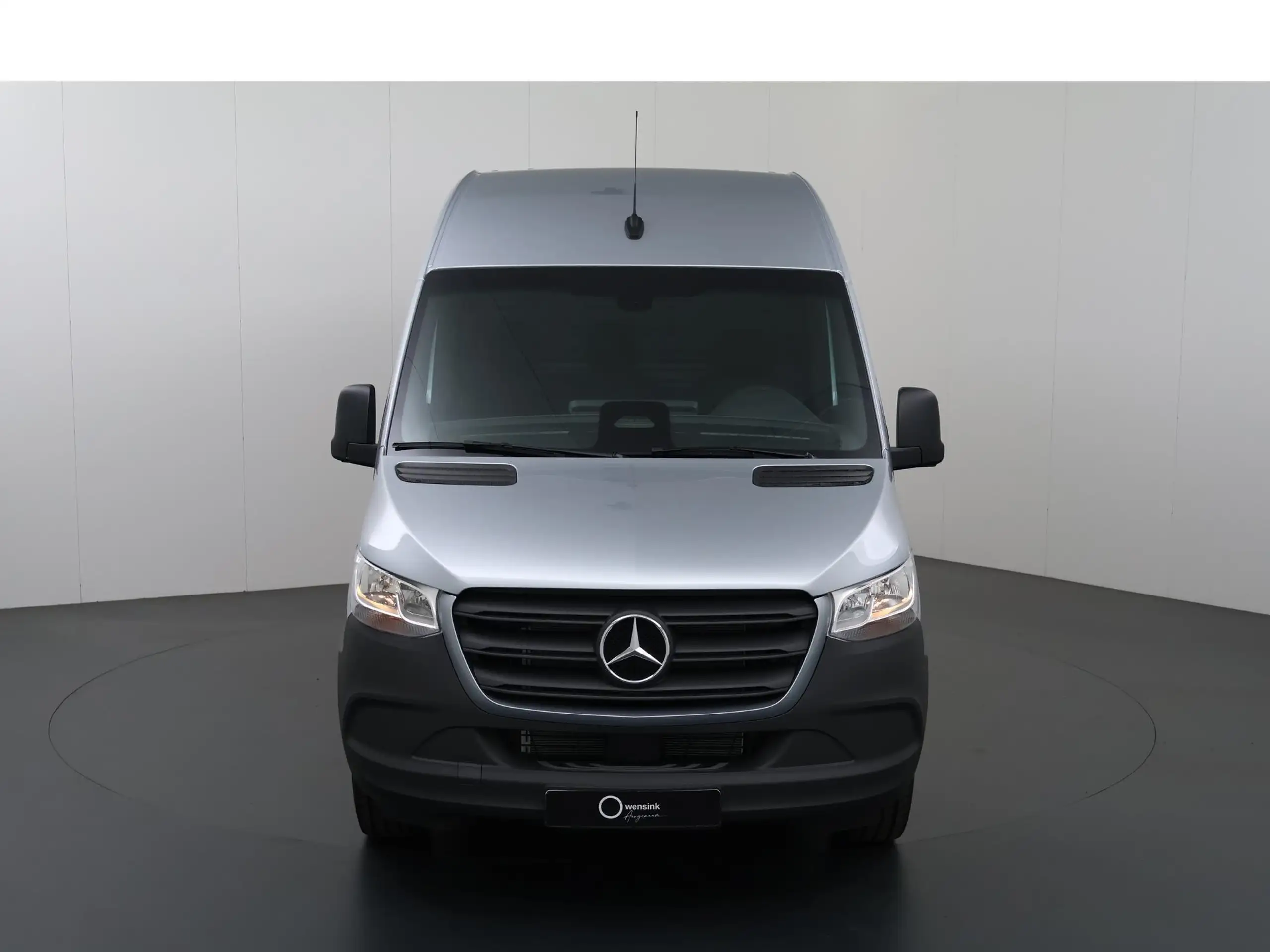 Mercedes-Benz - Sprinter