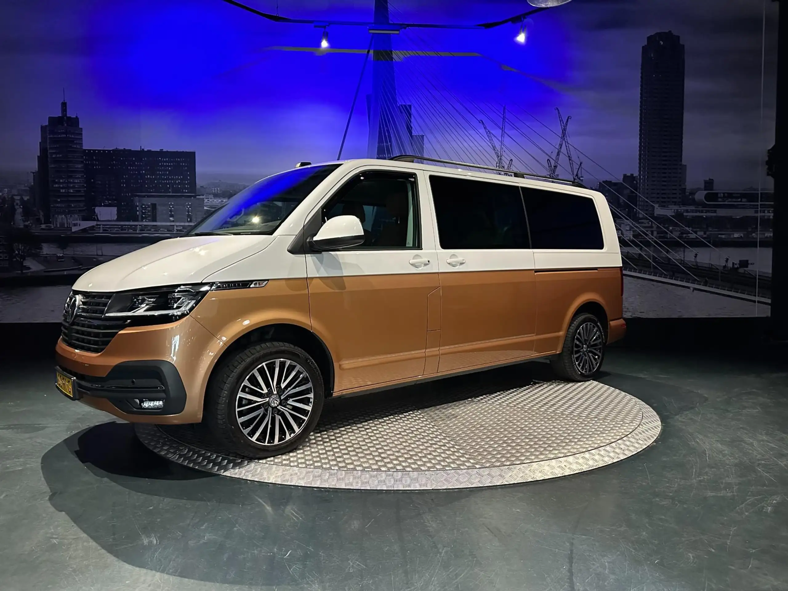 Volkswagen - Transporter