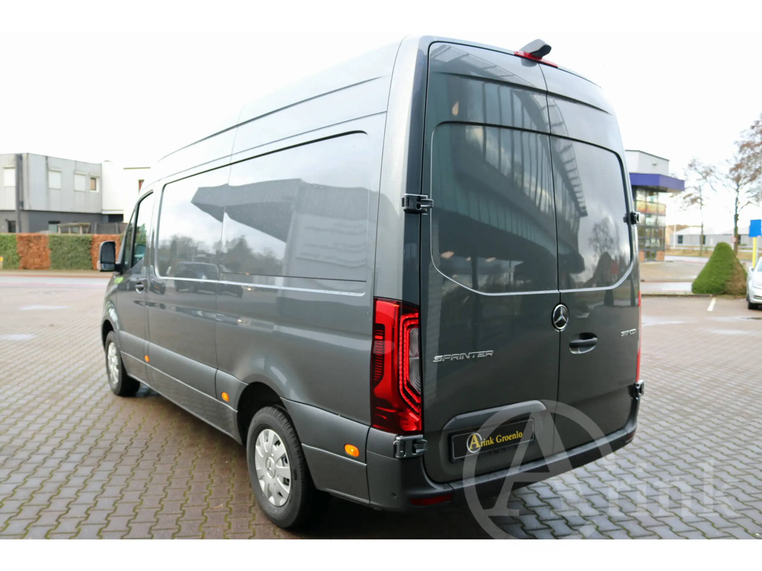 Mercedes-Benz - Sprinter