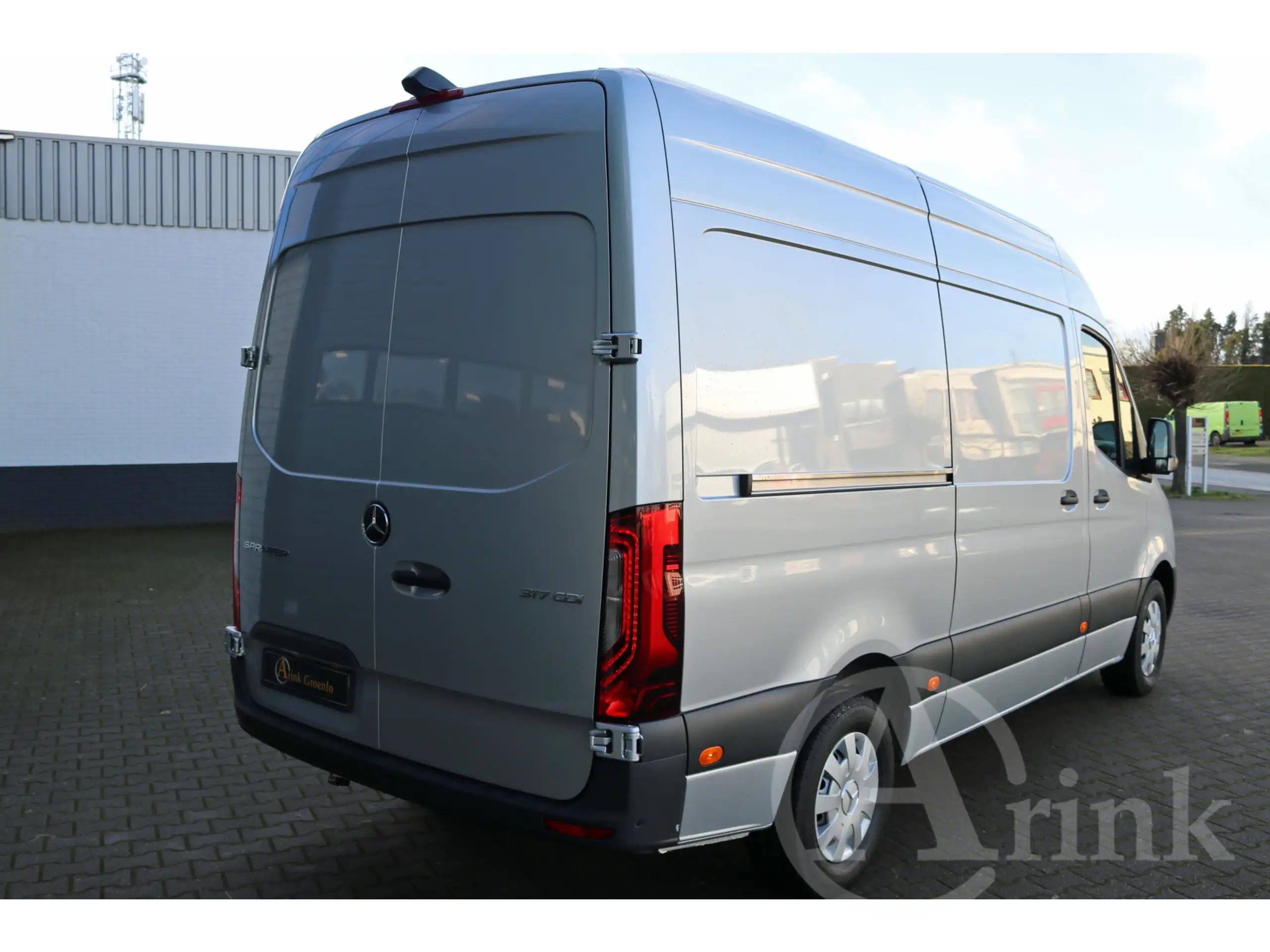 Mercedes-Benz - Sprinter