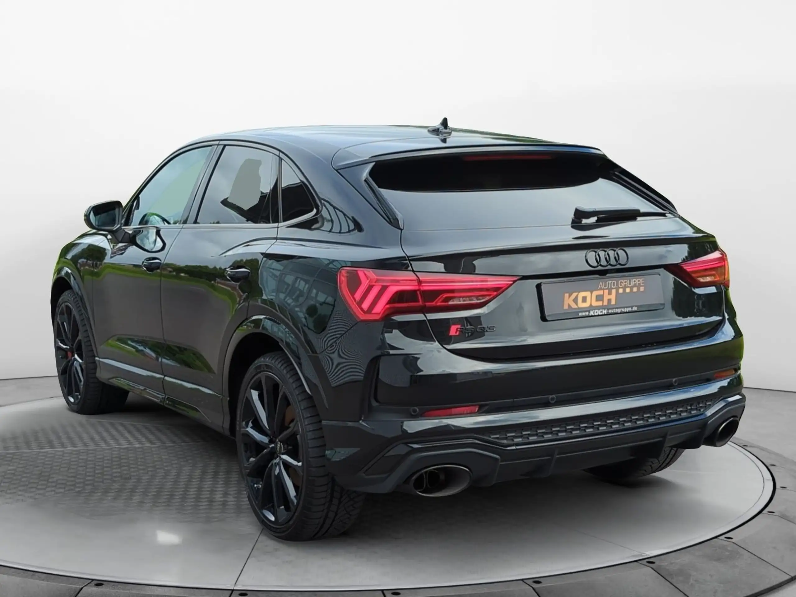 Audi - RS Q3