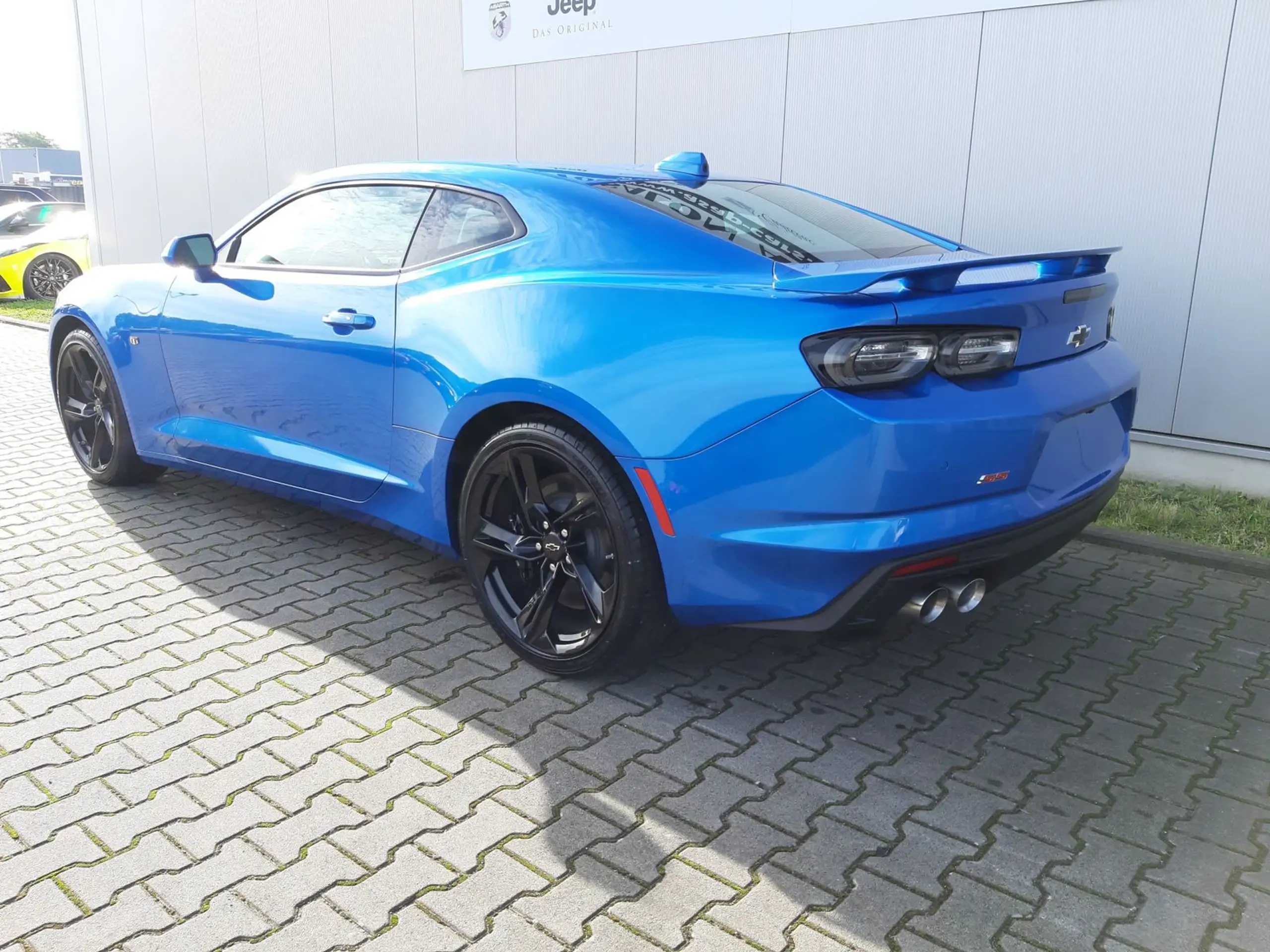 Chevrolet - Camaro