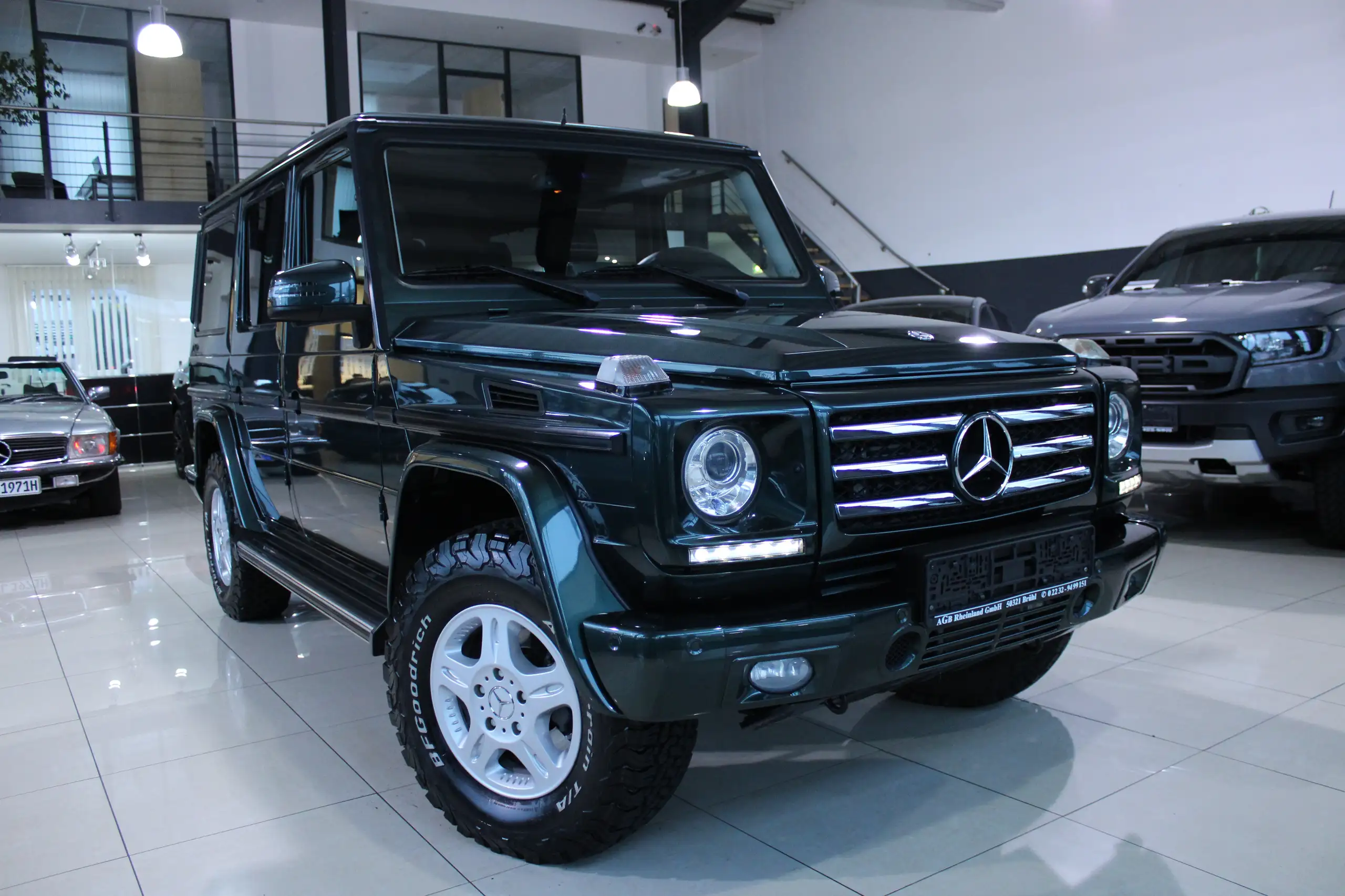 Mercedes-Benz - G