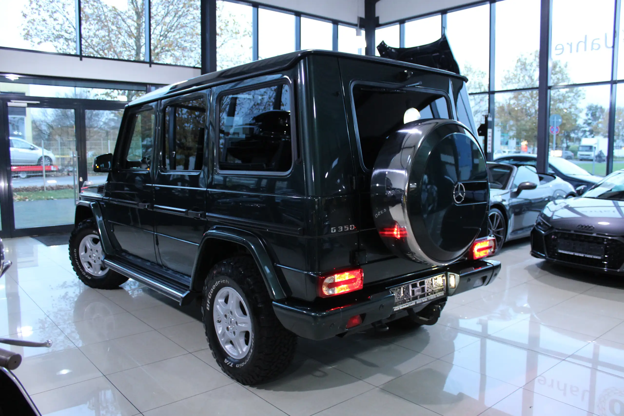 Mercedes-Benz - G