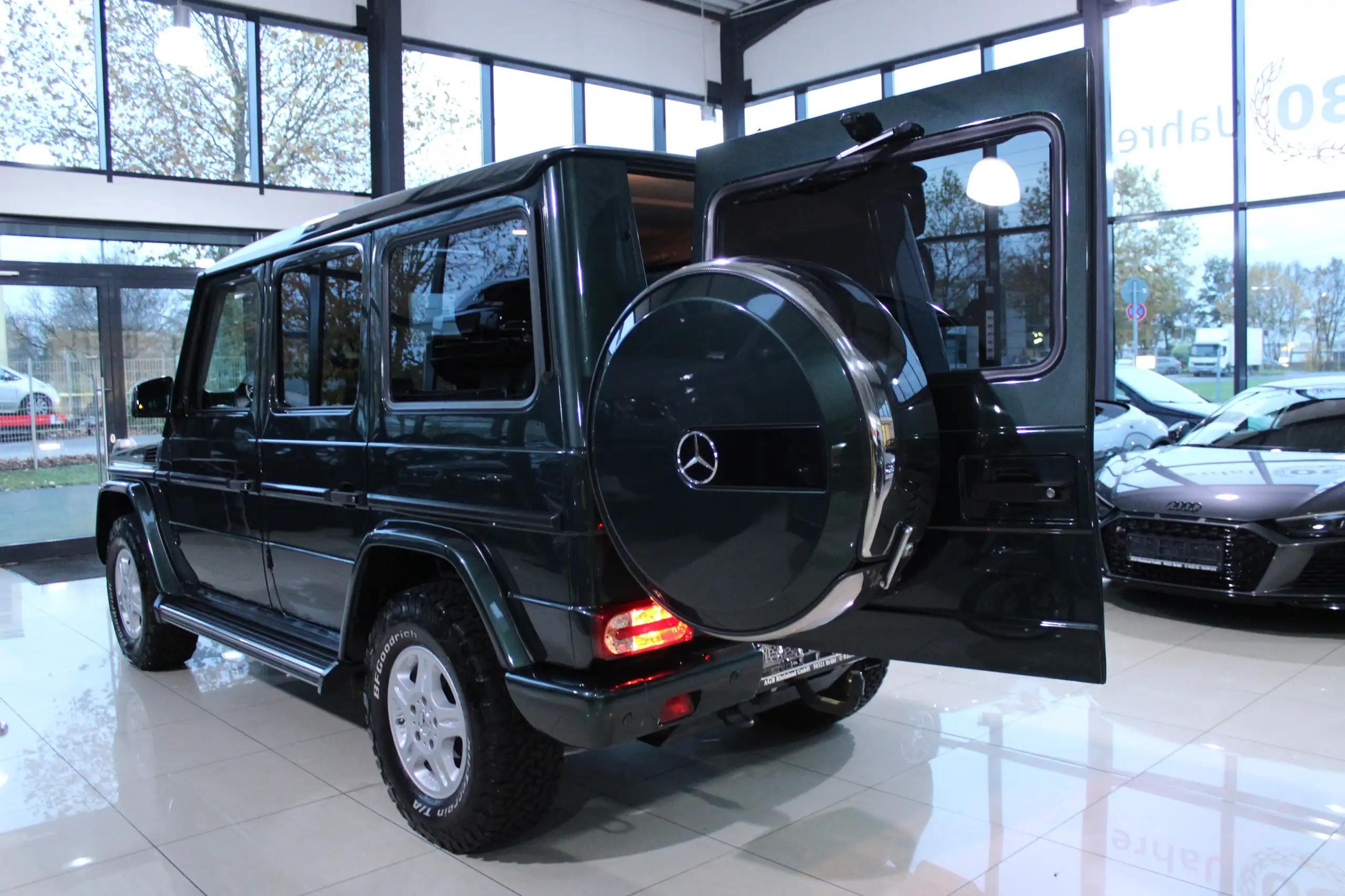 Mercedes-Benz - G 350