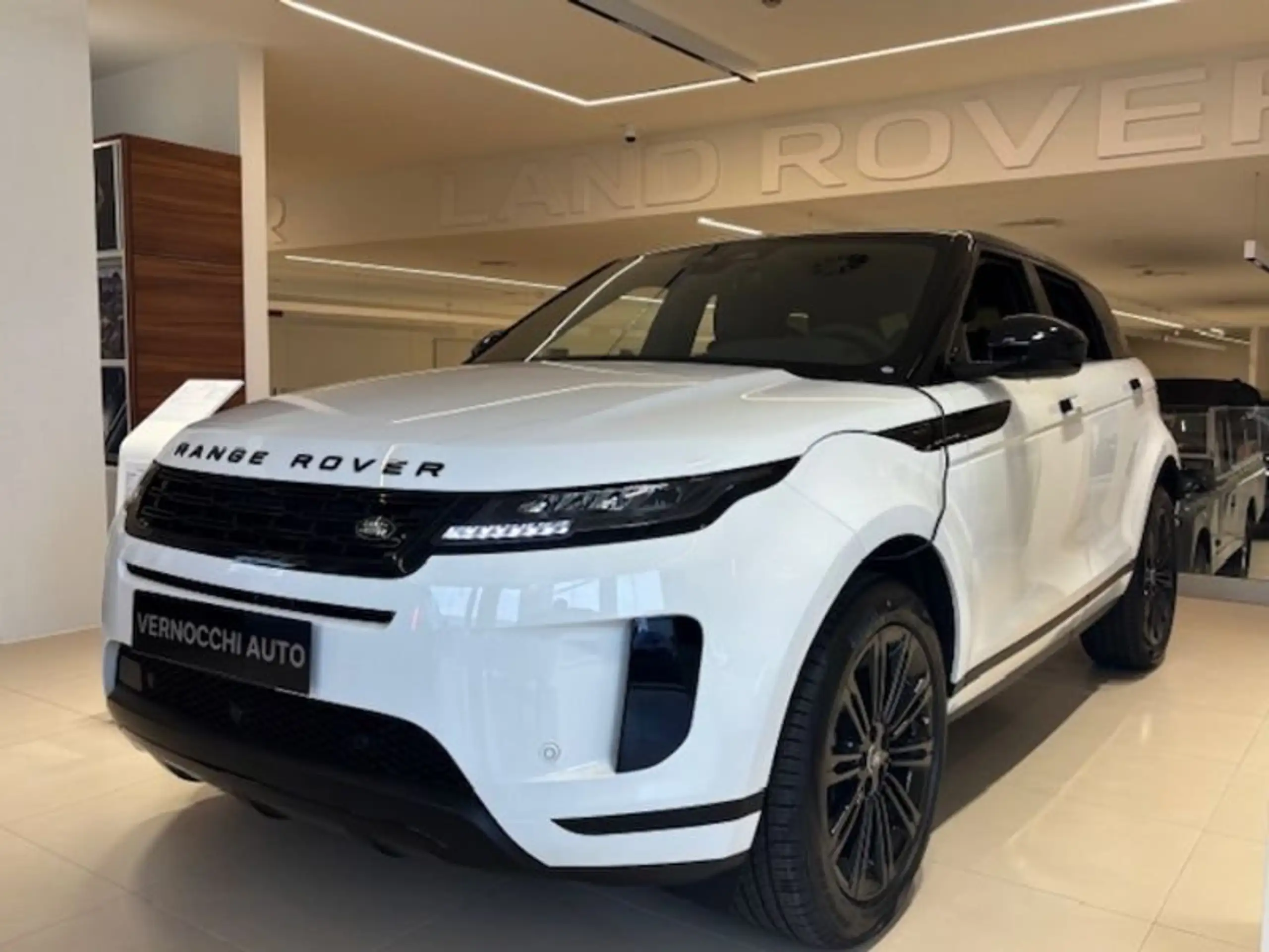 Land Rover - Range Rover Evoque