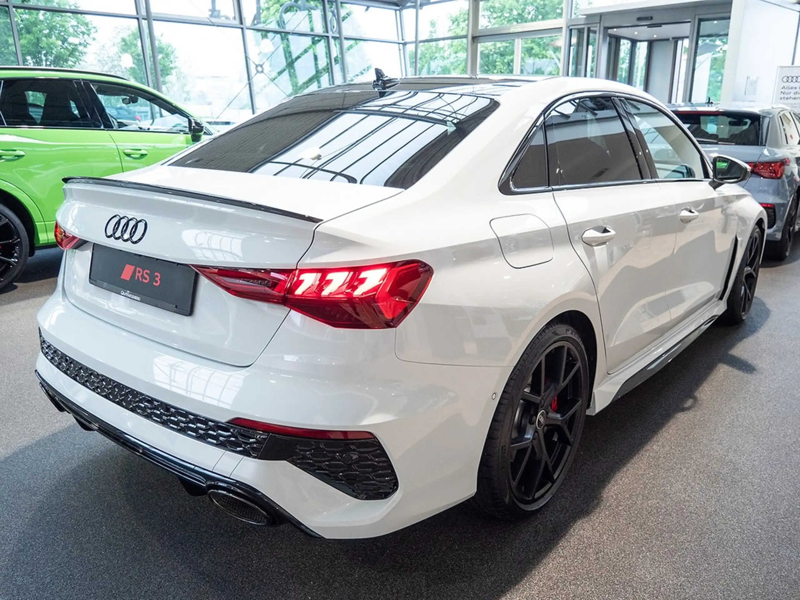 Audi - RS3