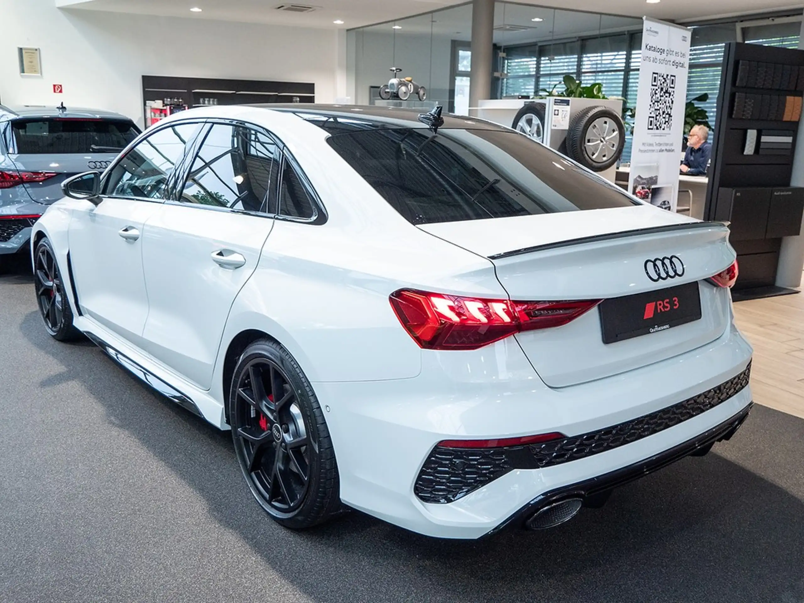 Audi - RS3