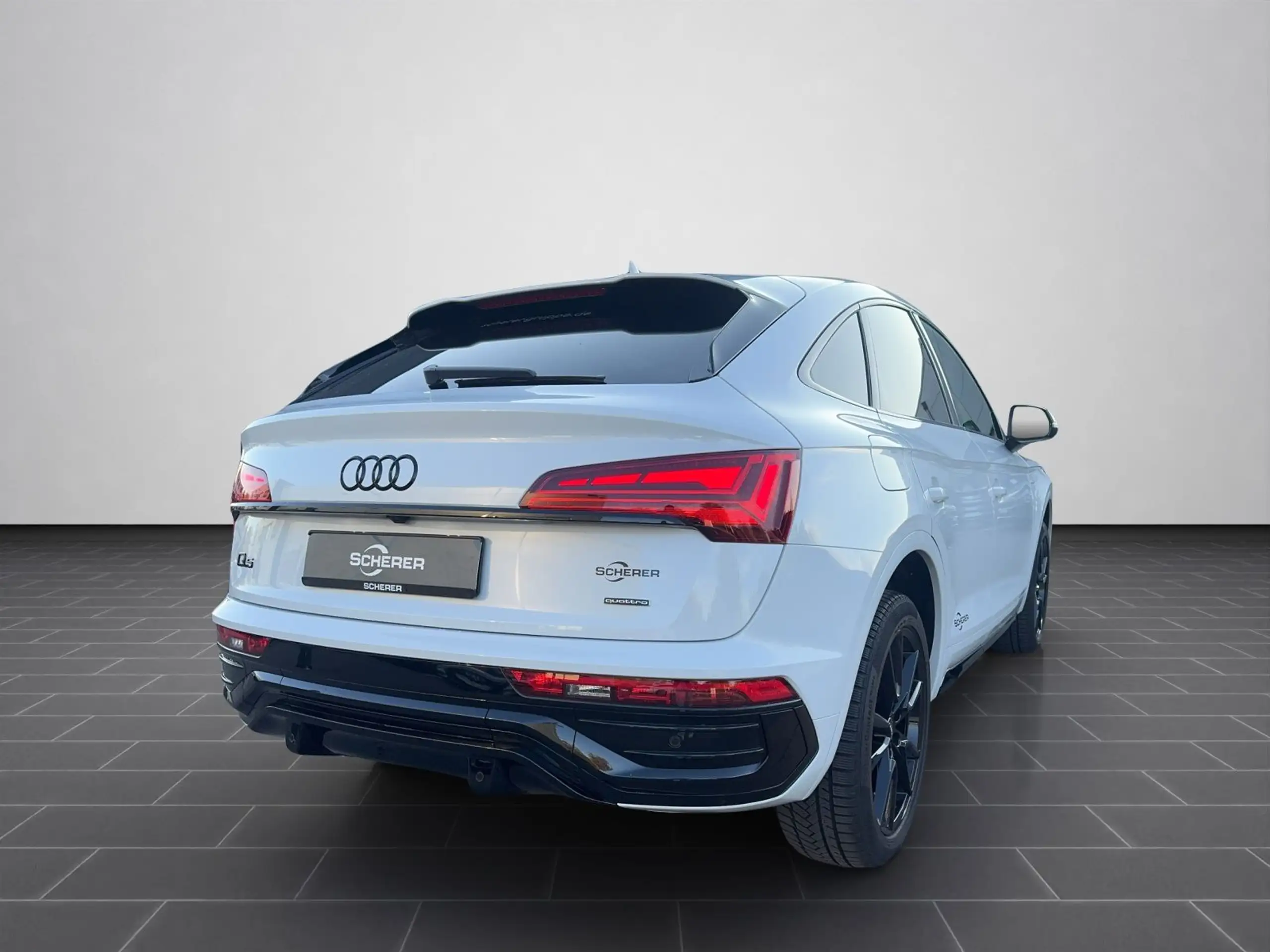 Audi - Q5