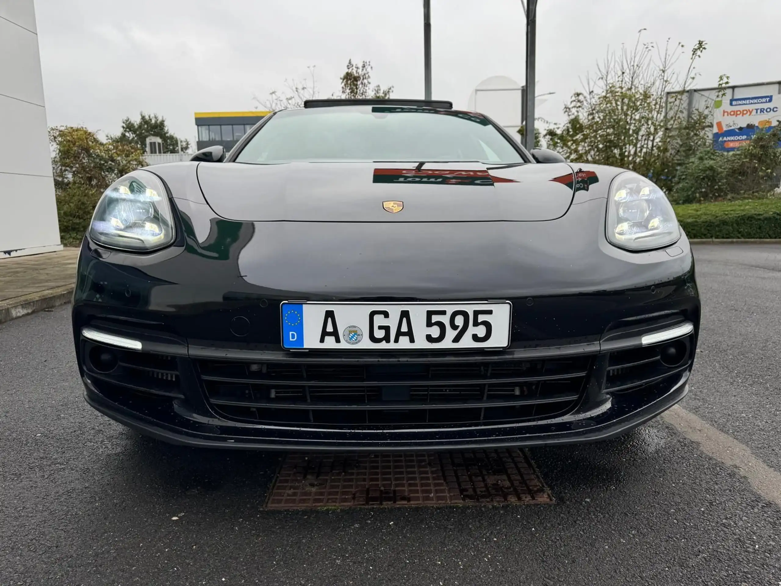 Porsche - Panamera